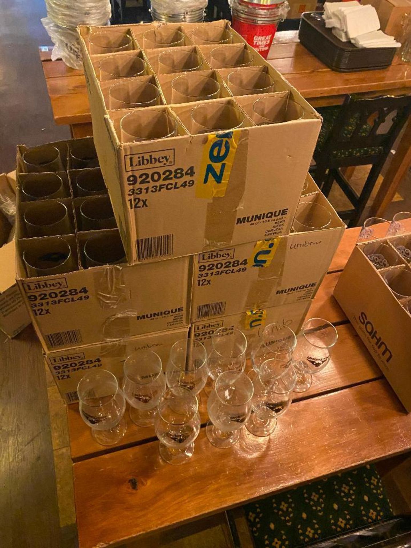 LARGE LOT OF UNIBROUE BEER GLASSES - Image 2 of 3