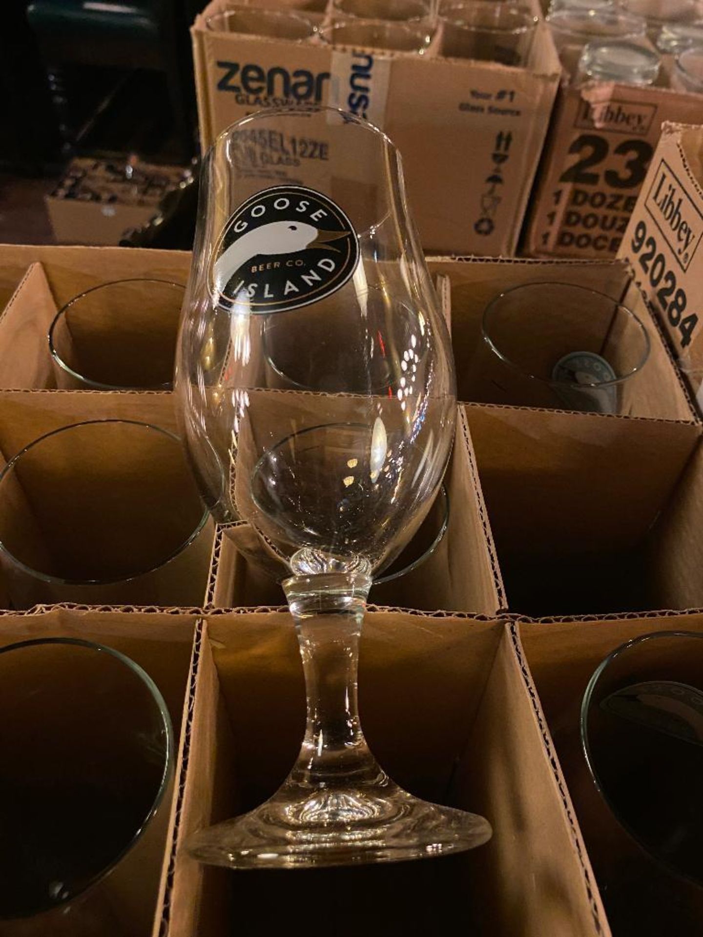 LARGE LOT OF GOOSE ISLAND BEER CO. GLASSES - Image 6 of 6