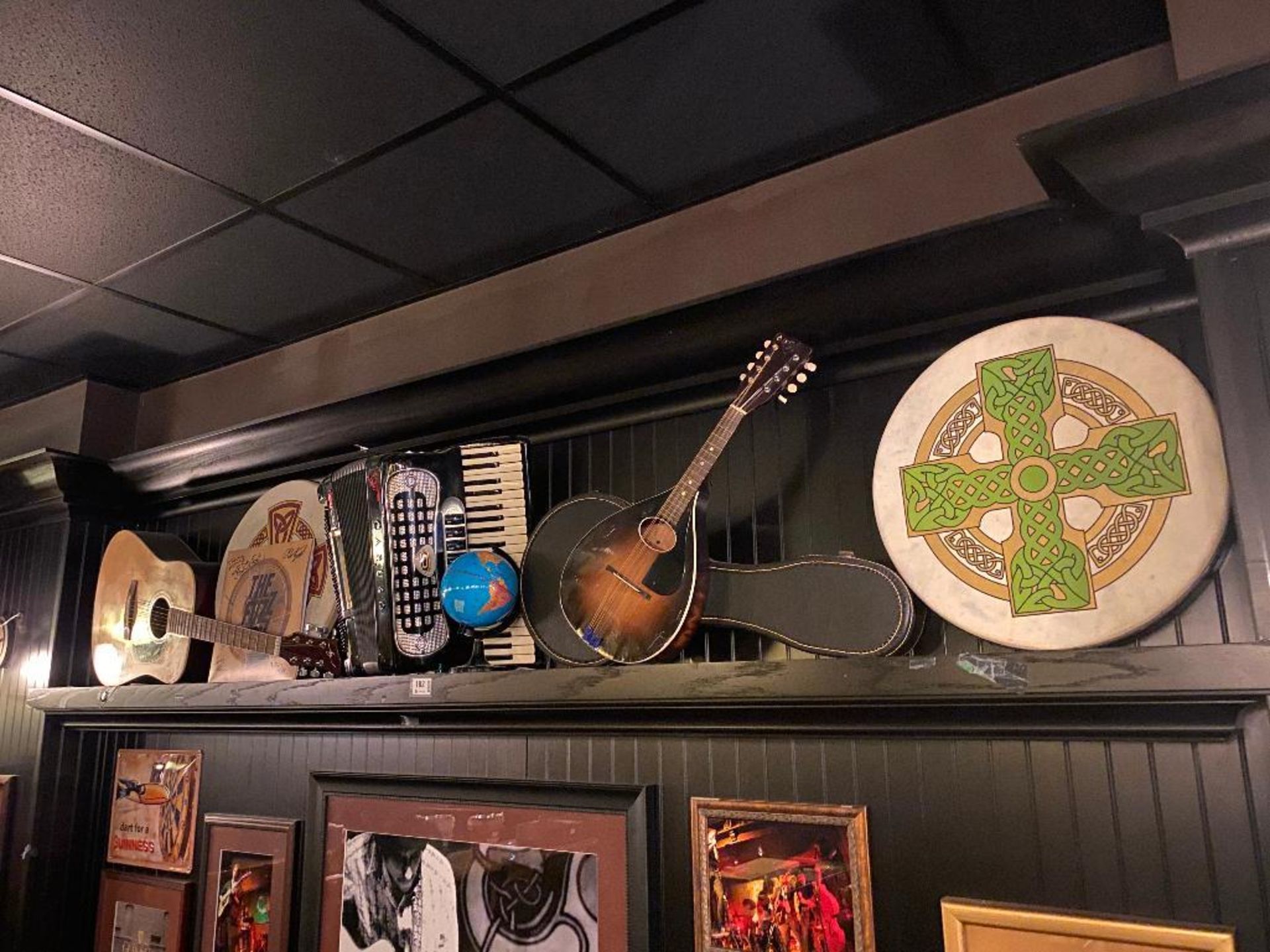 WOODEN WALL SHELF WITH ASSORTED MUSICAL INSTRUMENTS - NOTE: REQUIRES REMOVAL FROM WALL, PLEASE INSPE - Image 2 of 5