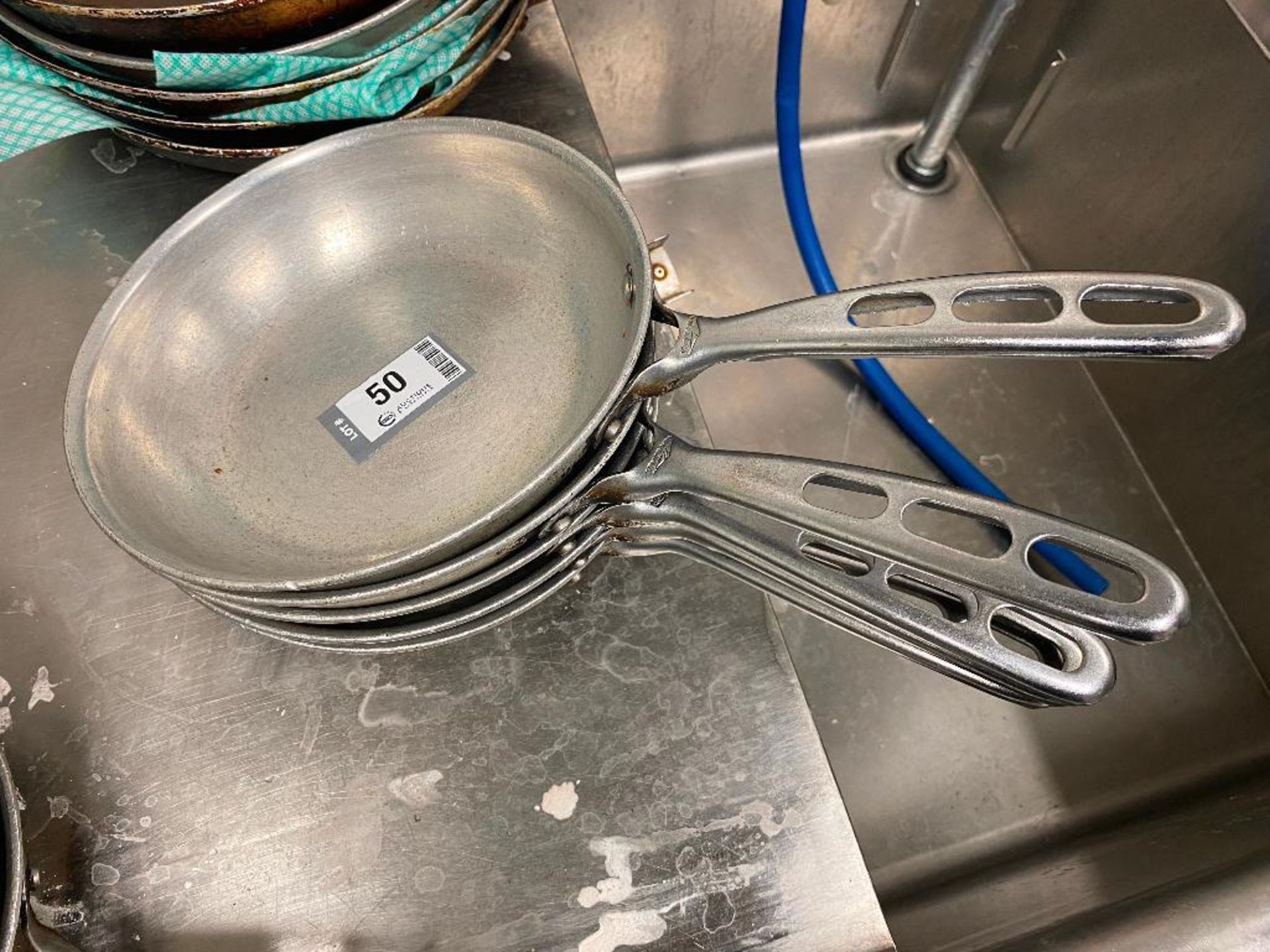 LOT OF (5) VOLLRATH 8" FRYING PANS - Bild 2 aus 2