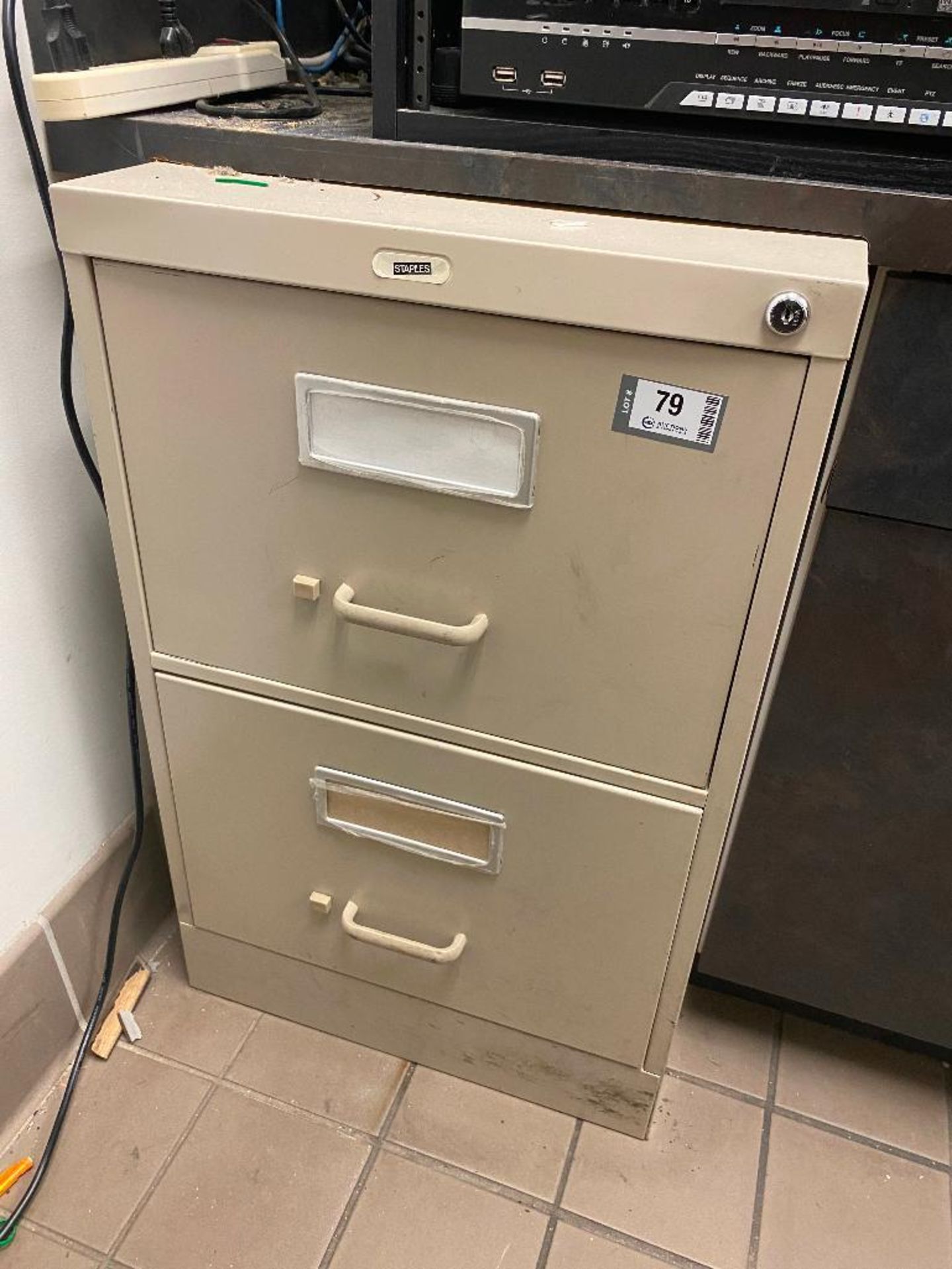 2 DRAWER FILING CABINET