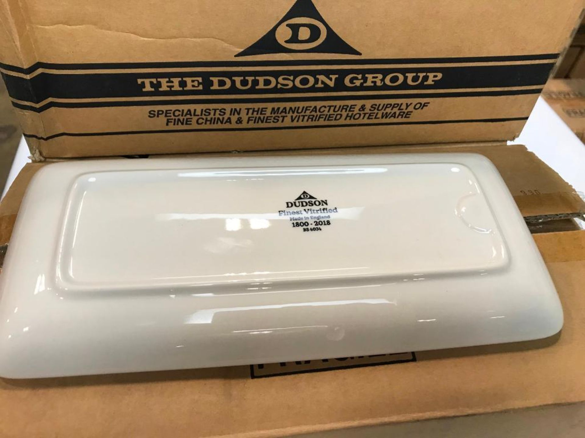 3 CASES OF DUDSON GEOMETRIX RECTANGLE CHEF'S TRAY 10 5/8" - 8/CASE, MADE IN ENGLAND - Image 3 of 5
