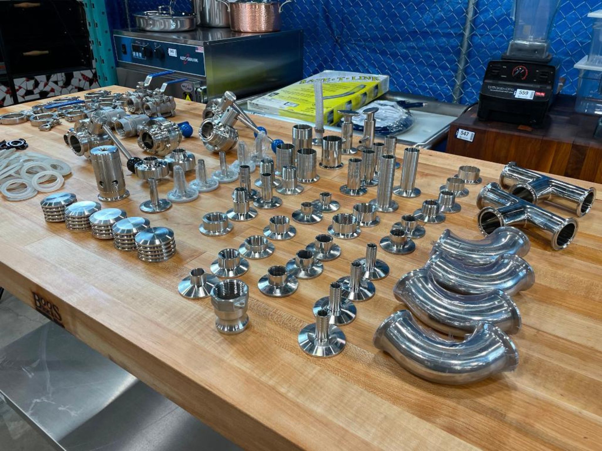 HUGE LOT STAINLESS BREW FIXTURES - CLAMPS, VALVES, STEMS, STEMS/BARBS - Image 3 of 10