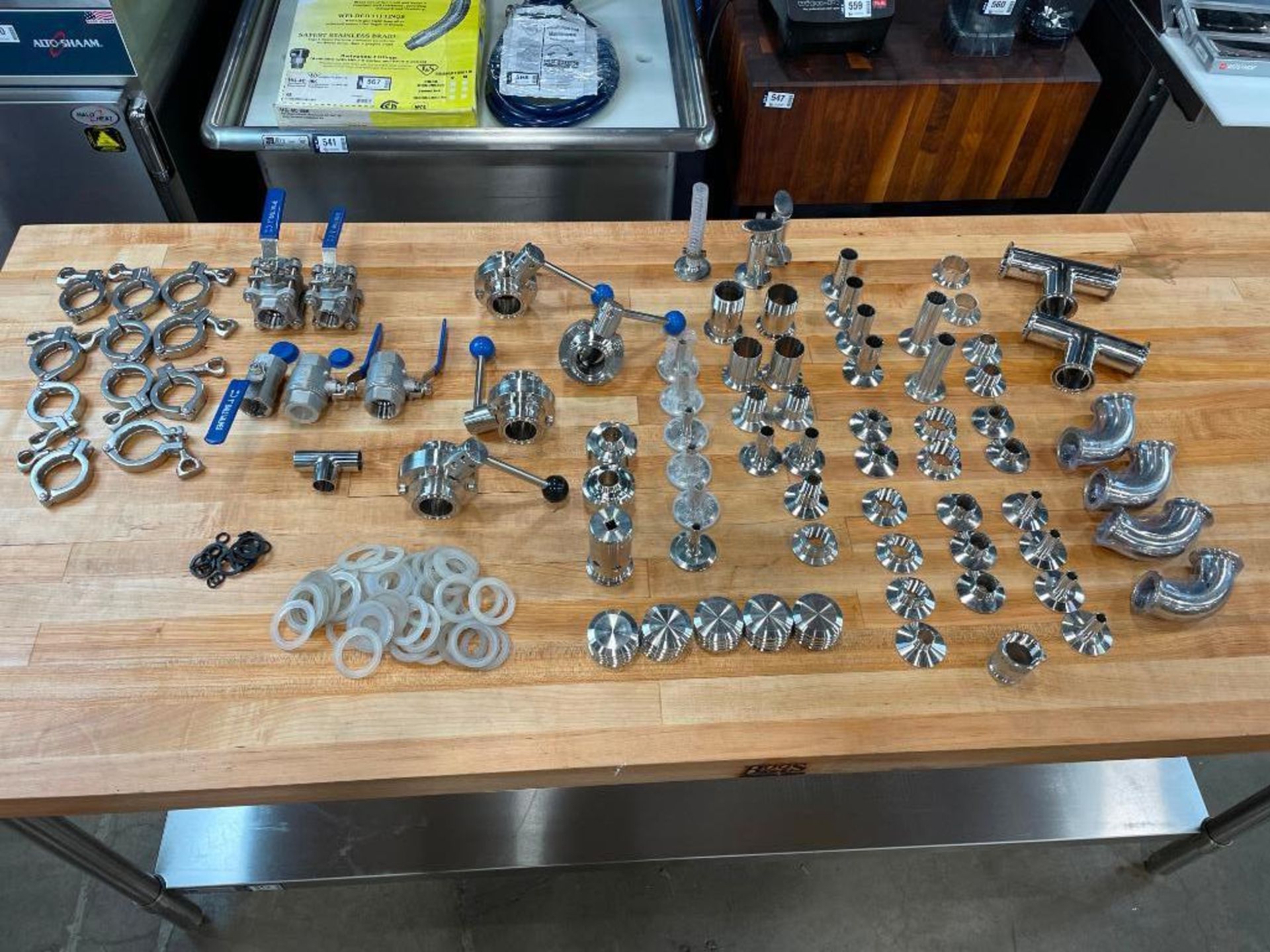 HUGE LOT STAINLESS BREW FIXTURES - CLAMPS, VALVES, STEMS, STEMS/BARBS - Image 4 of 10