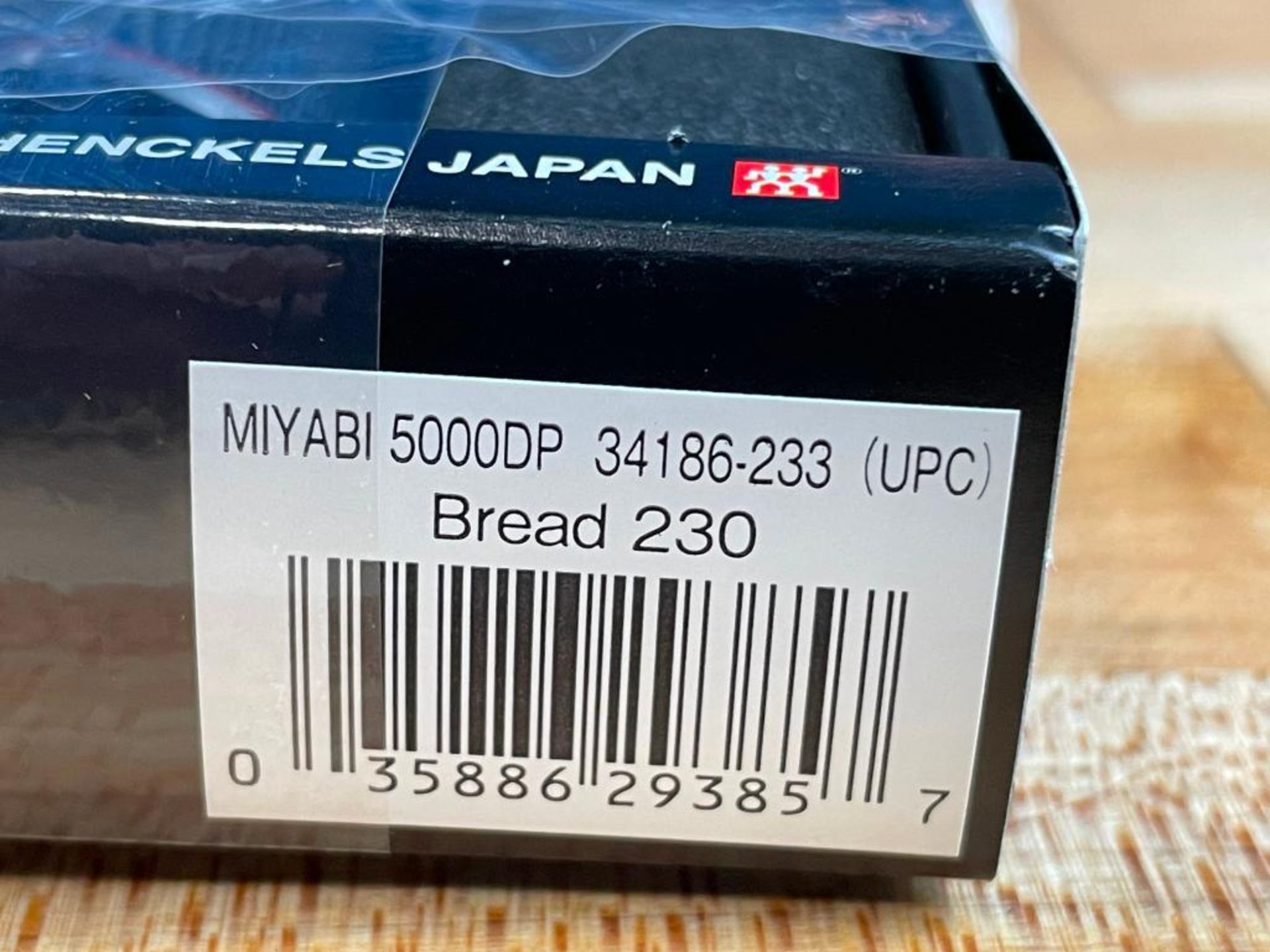MIYABI KAIZEN 5000DP 9.5" BREAD KNIFE 34186-233 - Image 3 of 3