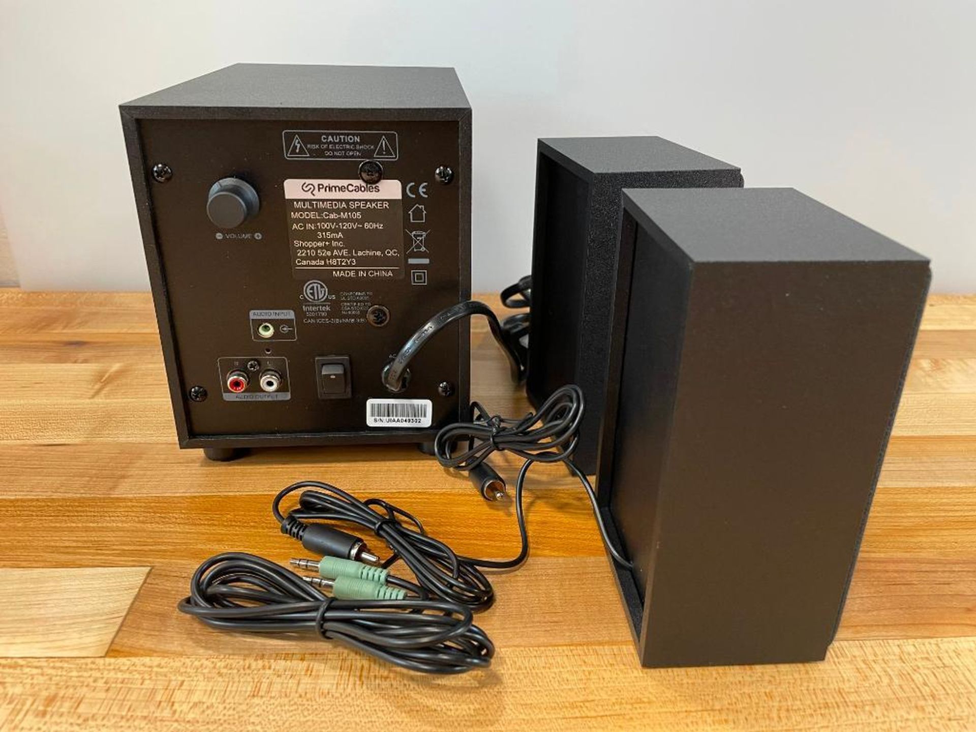 CORDED SPEAKER AND SUBWOOFER SET - Image 2 of 3