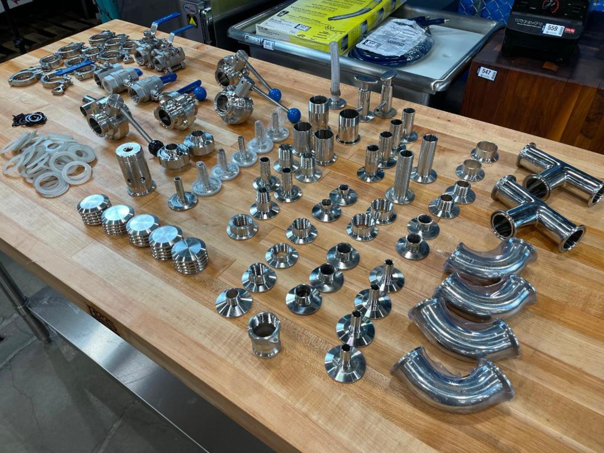 HUGE LOT STAINLESS BREW FIXTURES - CLAMPS, VALVES, STEMS, STEMS/BARBS - Image 2 of 10