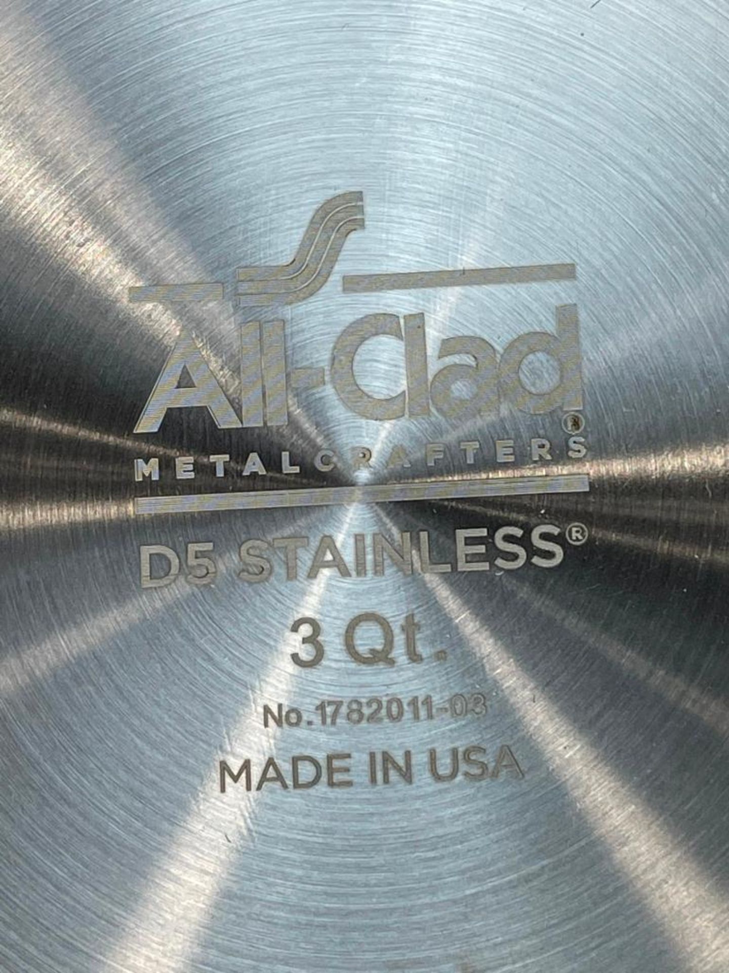 ALL CLAD D5 STAINLESS 3QT SAUCE PAN WITH LID - Image 3 of 3