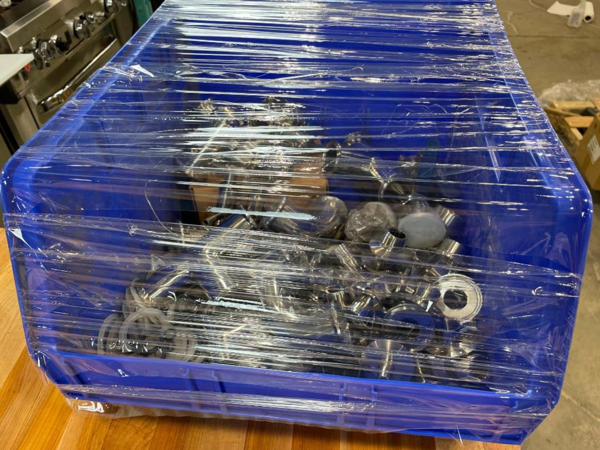 HUGE LOT STAINLESS BREW FIXTURES - CLAMPS, VALVES, STEMS, STEMS/BARBS - Image 10 of 10