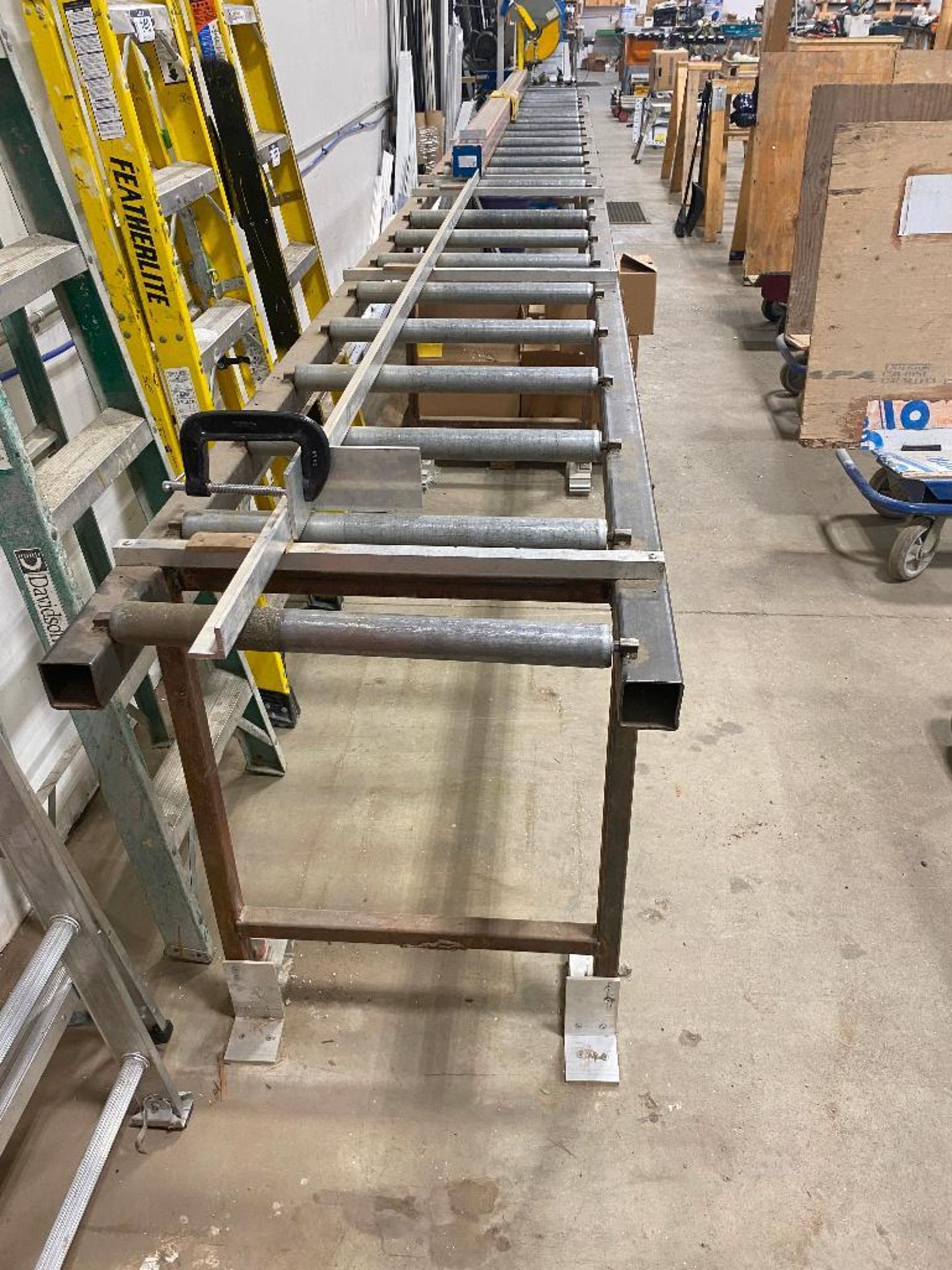 290" X 27" X 37" Roller Table