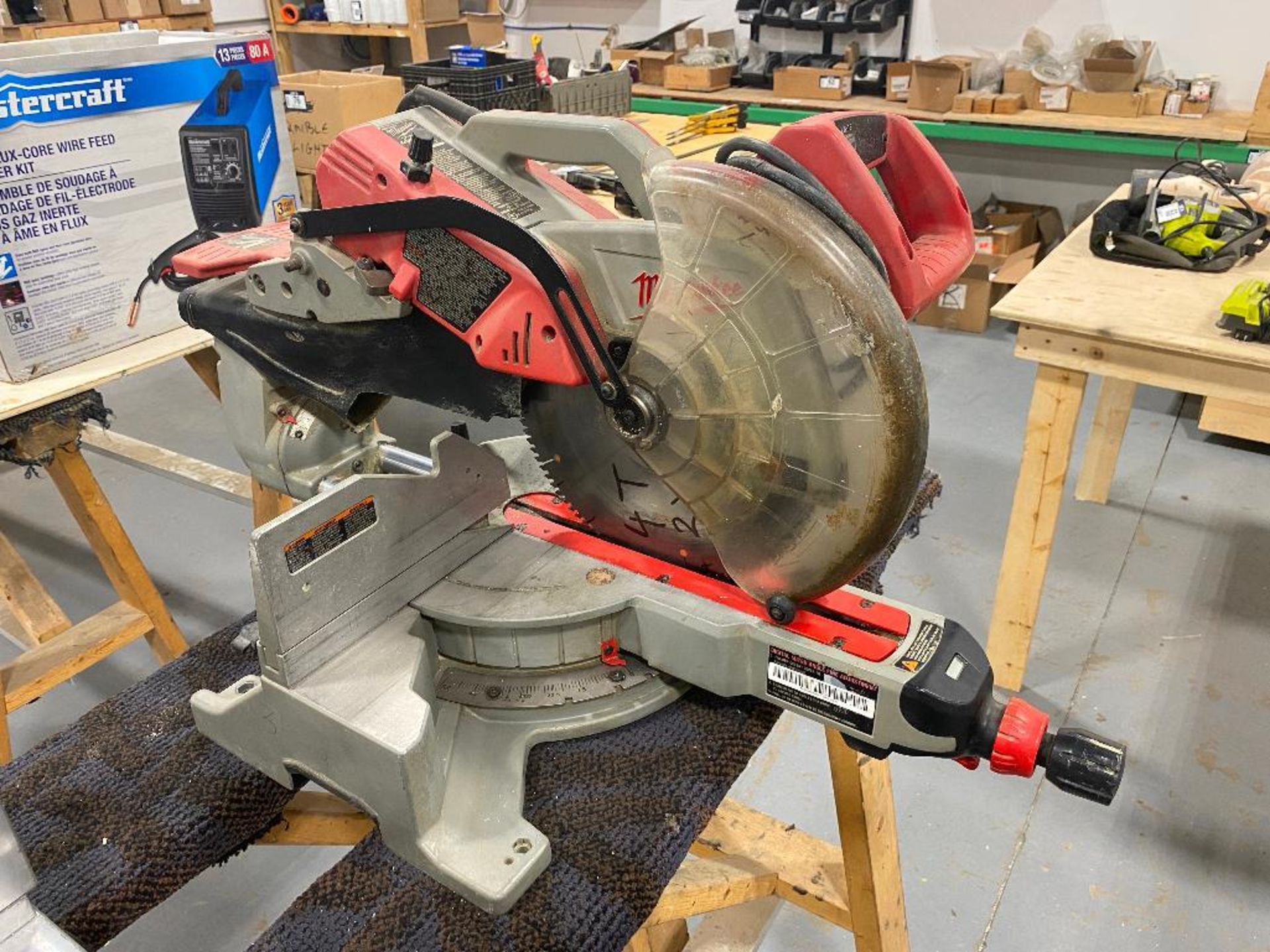 Milwaukee 6955-20 12-Inch Dual Bevel Sliding Compound Mitre Saw