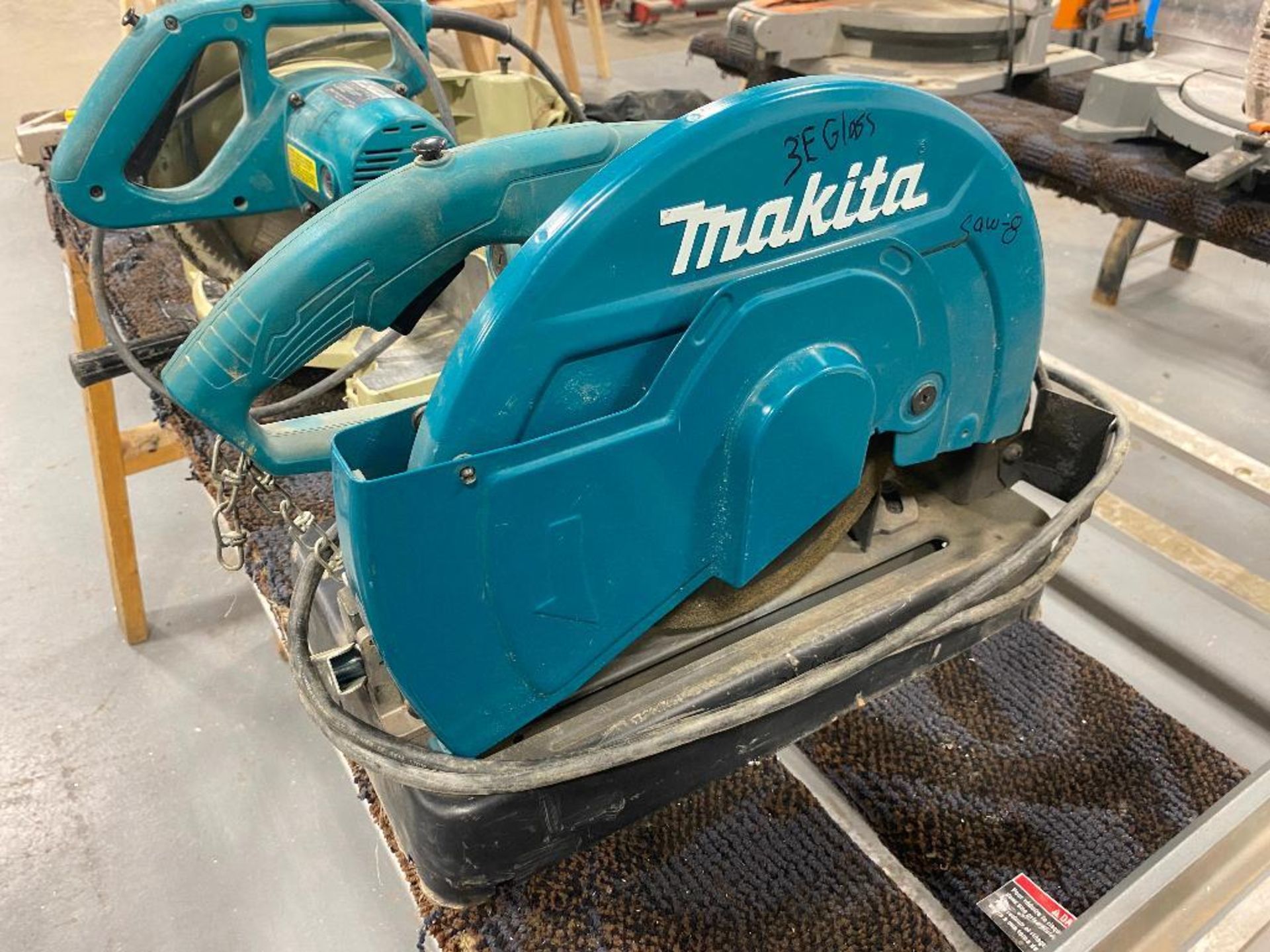 Makita LW1401 14-Inch Portable Cut-Off Saw