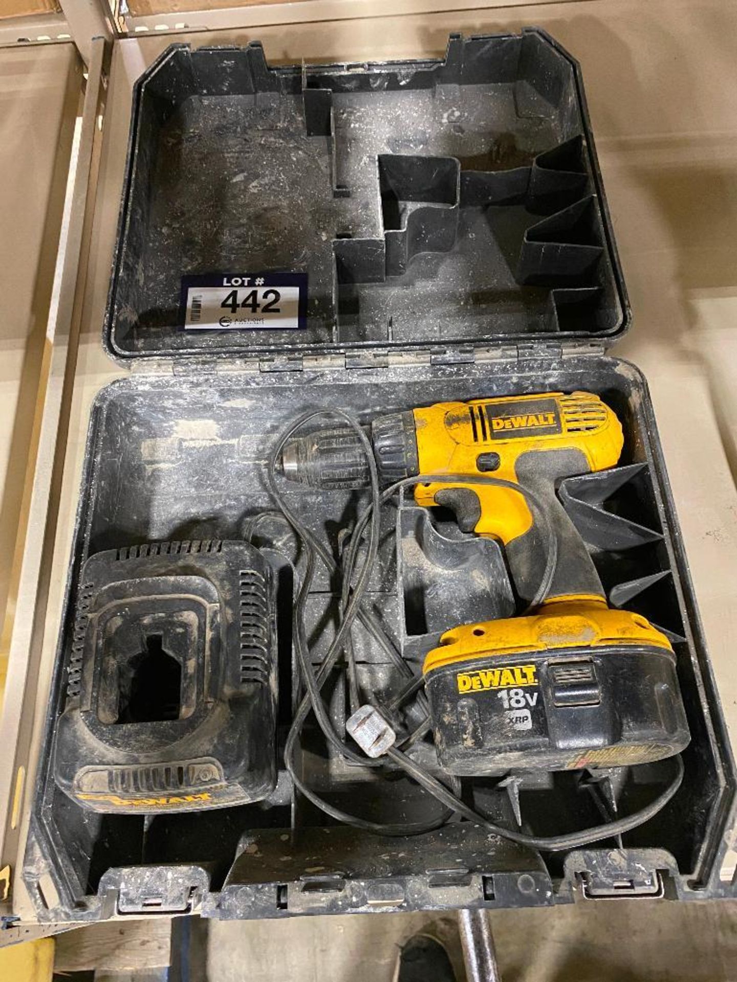 DeWalt Cordless Drill w/ Battery, Charger and Case