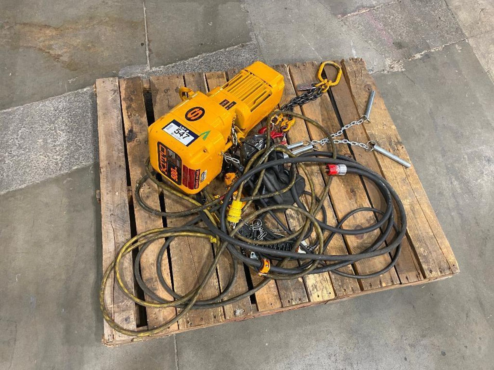 KITO 500kg Electric Chain Hoist, Size:C, 1PH, 115V