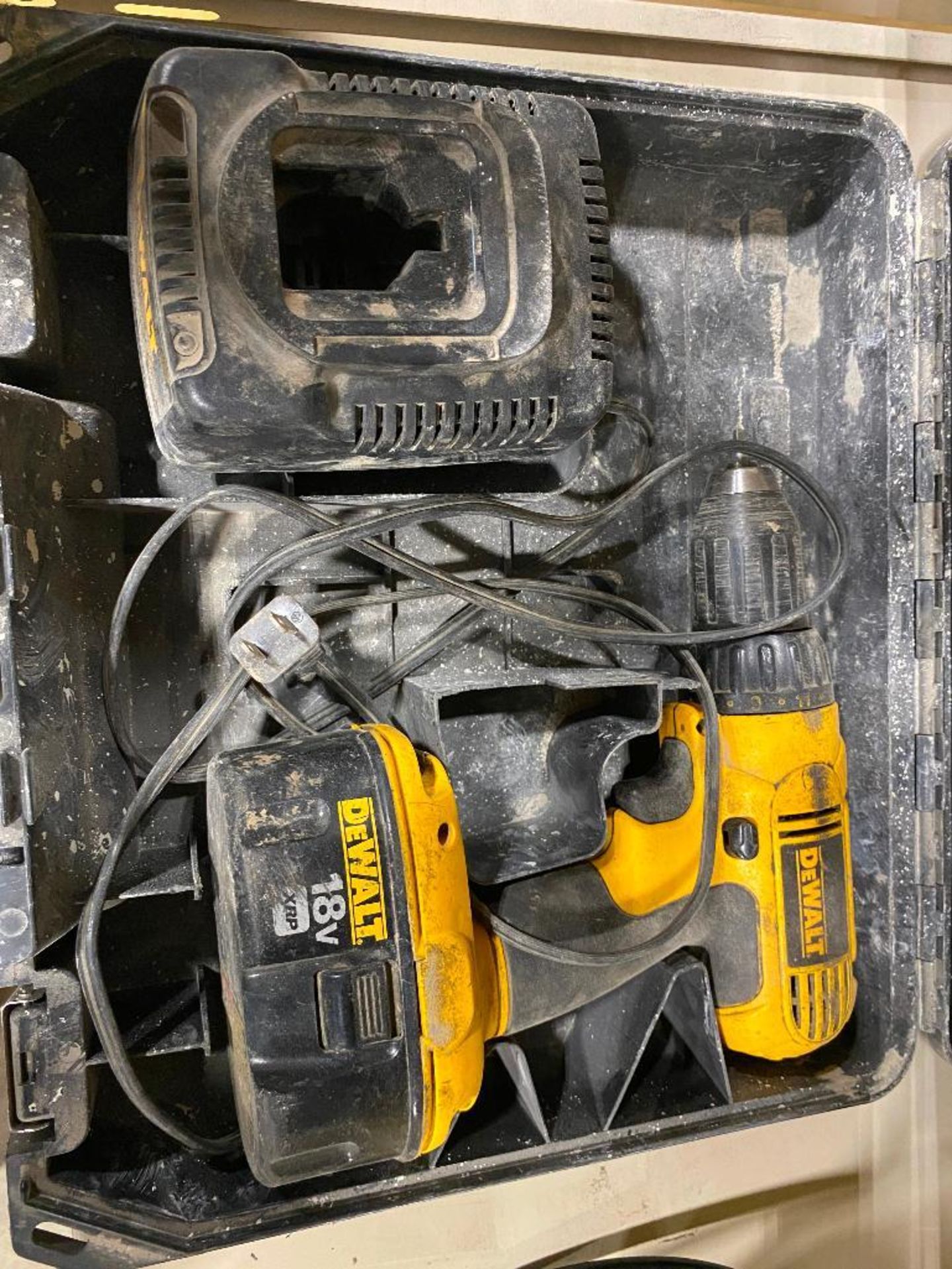 DeWalt Cordless Drill w/ Battery, Charger and Case - Bild 4 aus 4