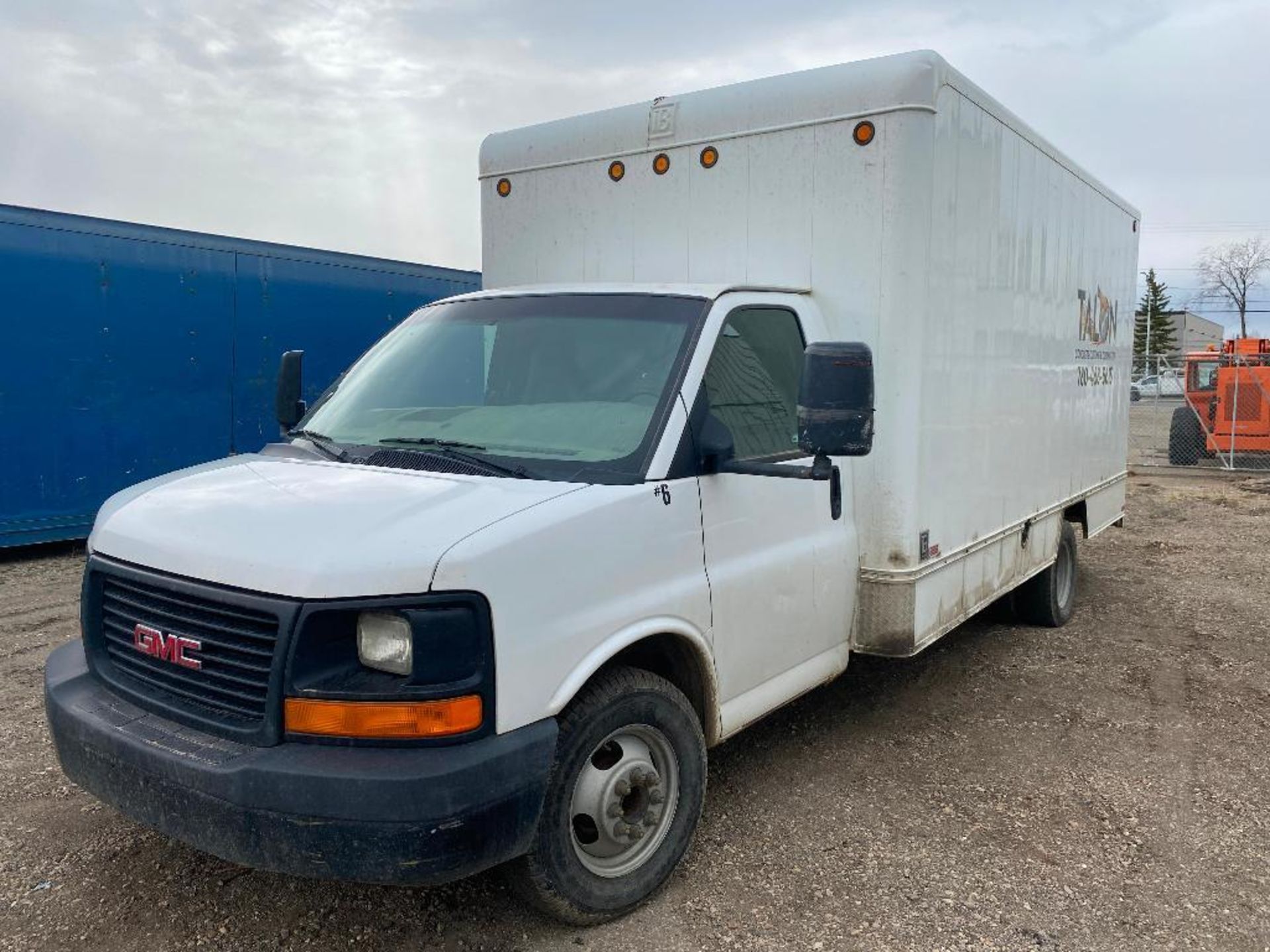 2008 GMC Savana Cube Van w/ Ramps, Poly Tank, Storage, etc. VIN#: 1GDJG31K981169176