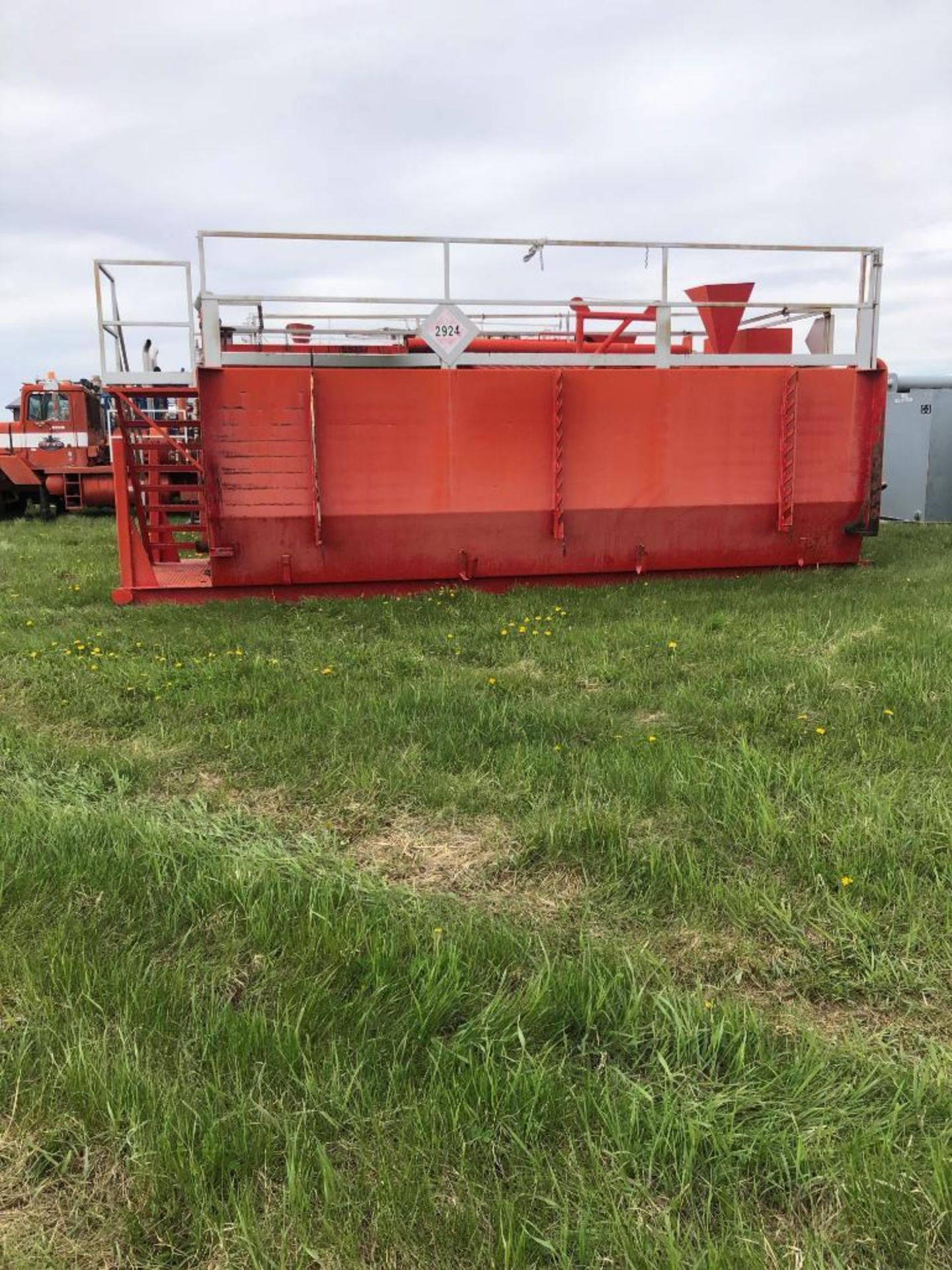 Skidded 200bbl Rig Tank w/Degasser. - Image 2 of 2