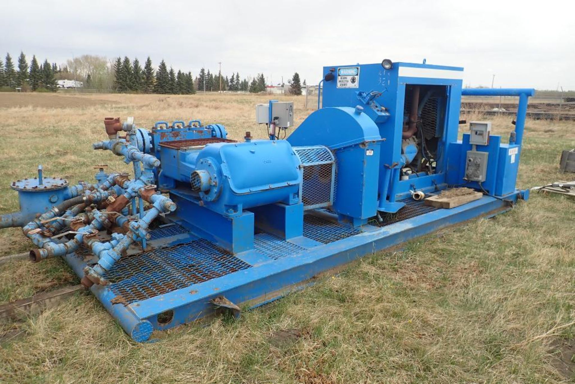 Skidded Gaso Triplex Pump w/ Detroit Inline 6 Engine, Manifold, Showing 6,397hrs.