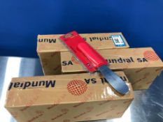 3 CASES OF MUNDIAL 3.5" STRAIGHT EDGE SANDWICH SPREADER - 6/CASE - R5688E - NEW