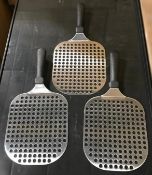 EURO PIZZA SERVERS, STAINLESS STEEL, PERFORATED, BROWNE 575334 - LOT OF 3 - NEW