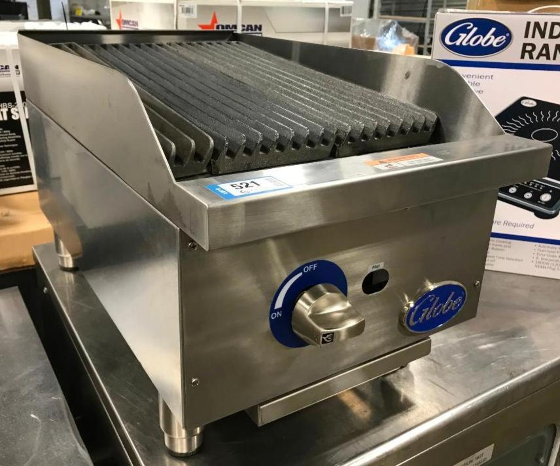 GLOBE GCB15G - 15" GAS CHARBROILER - 40,000 BTU