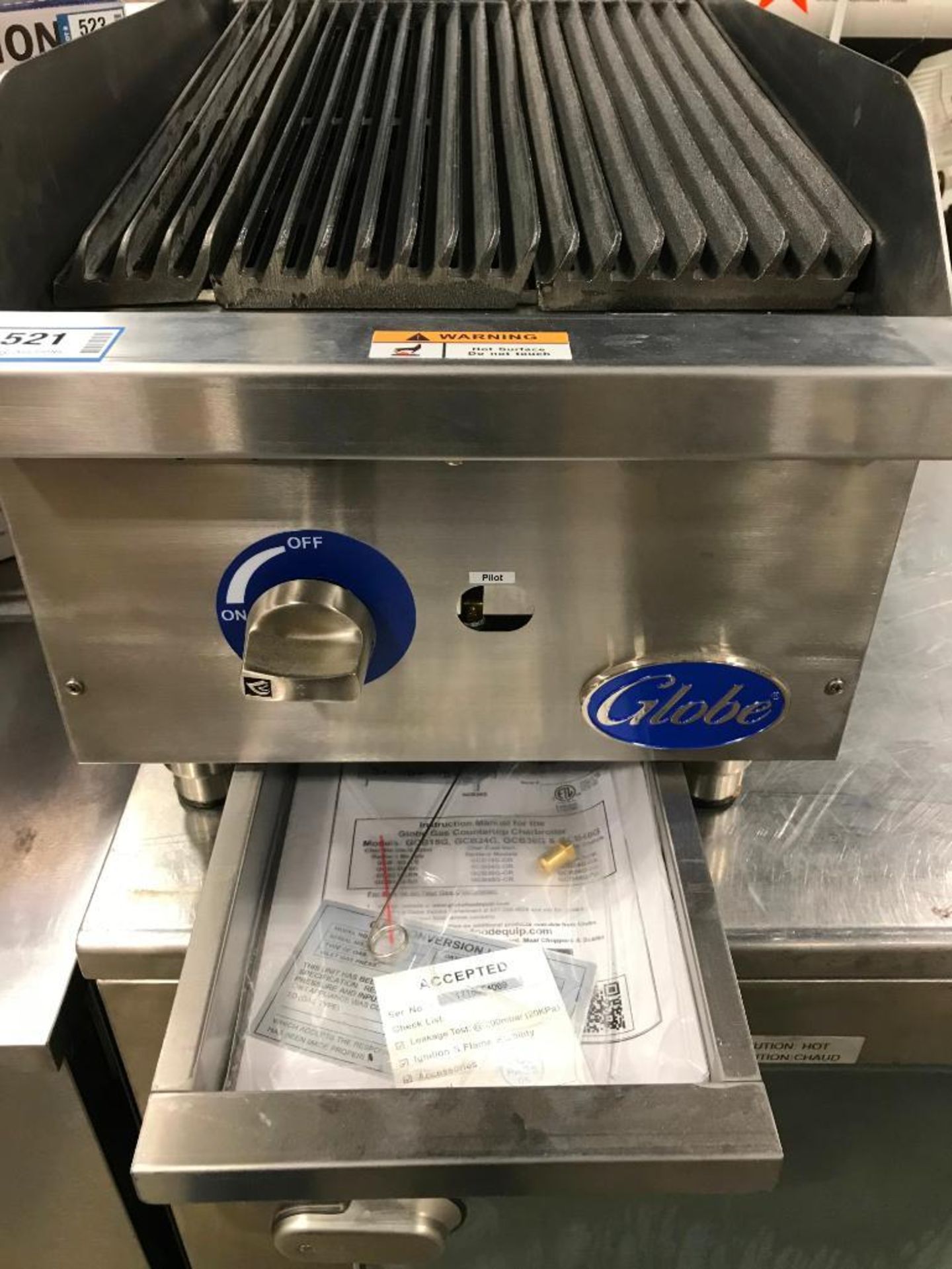 GLOBE GCB15G - 15" GAS CHARBROILER - 40,000 BTU - Image 8 of 9