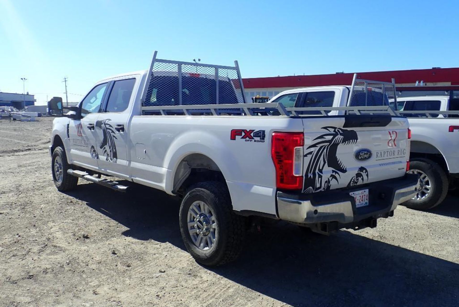 2019 Ford F350 SD XLT FX4 Super Crew Cab 4x4 Pickup Truck. VIN 1FT8W3B63KEF26035. - Image 3 of 9