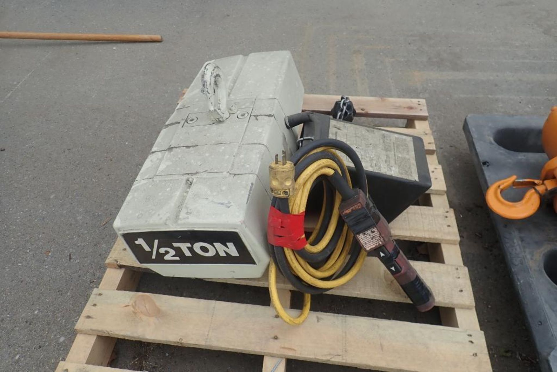 1/2-Ton Electric Chain Hoist.