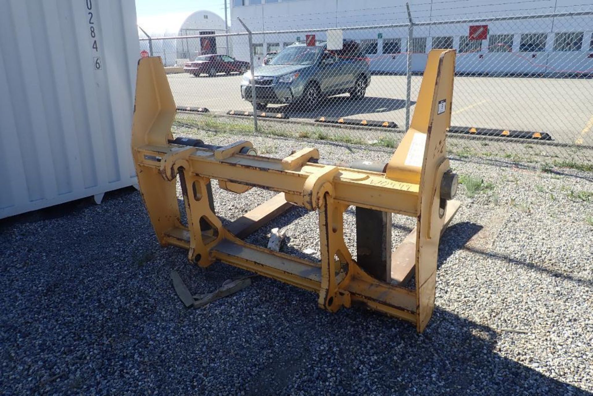 JD Worksite Pro QA 60" Pallet Forks Attachment for JD 644K Loader. NOTE: REMOVAL AUG 17TH. - Image 2 of 4