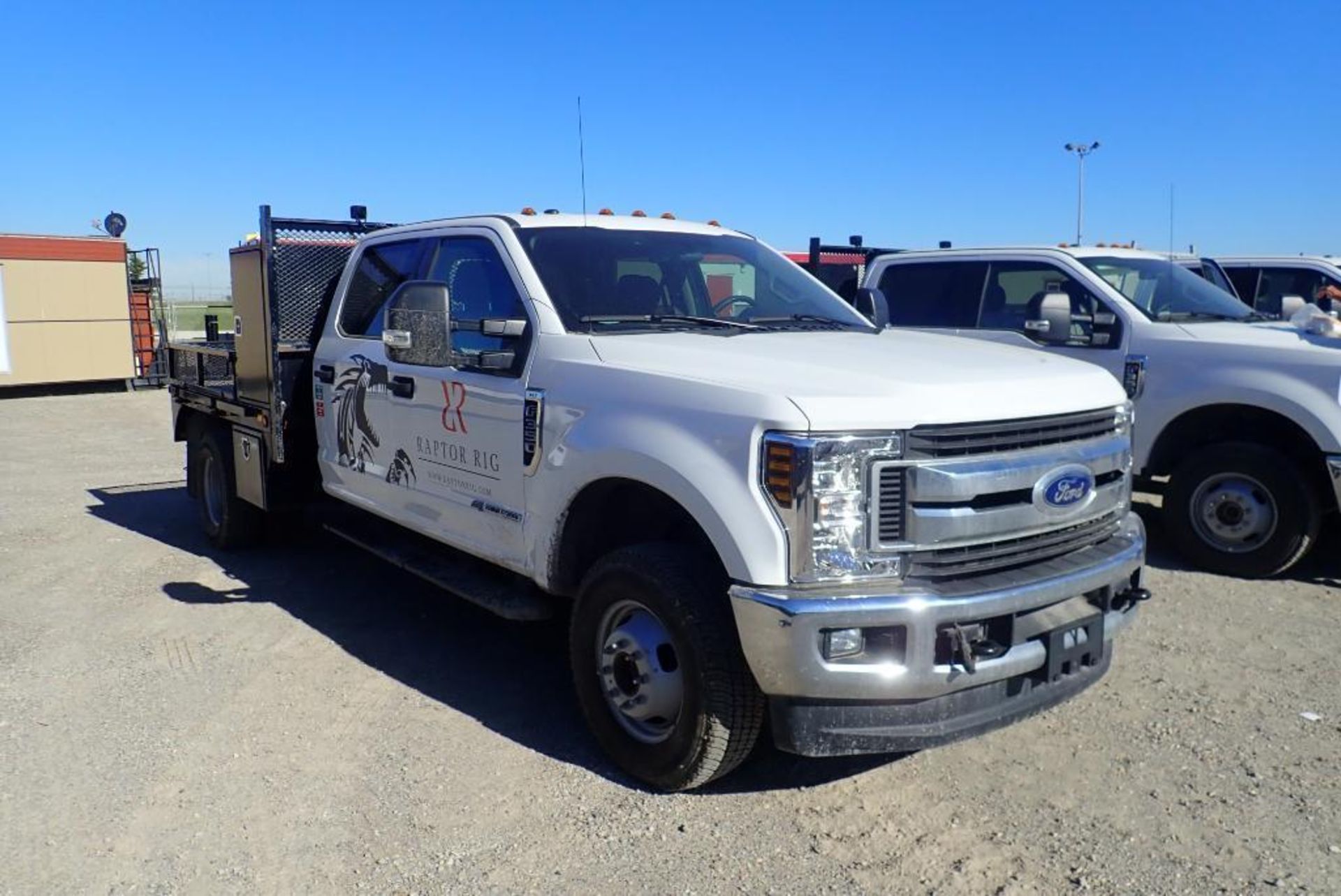 2019 Ford F350 SD XLT Super Crew Cab 4x4 DRW Deck Truck. VIN 1FT8W3DT7KEF30656. - Image 2 of 8