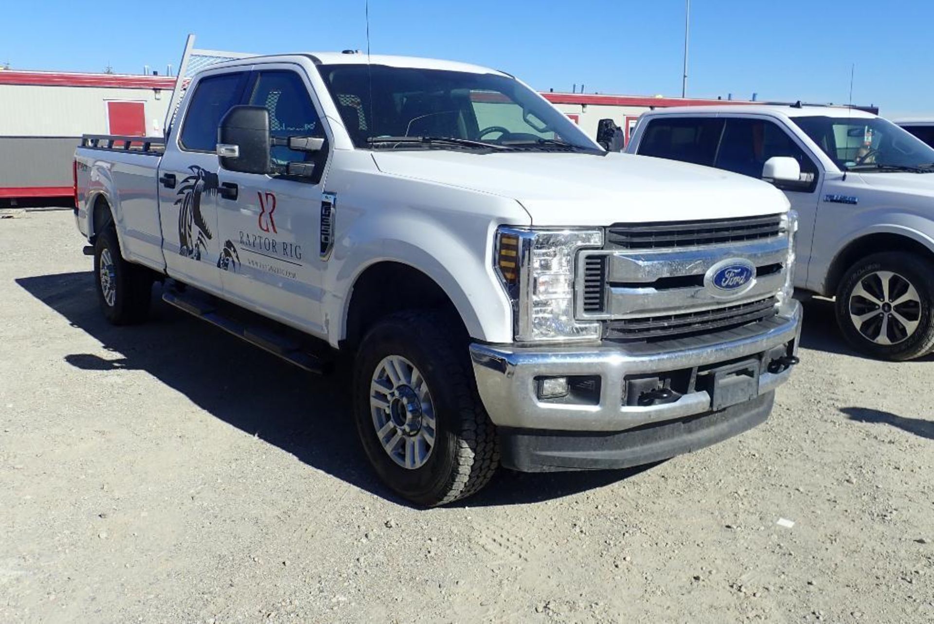 2019 Ford F350 SD XLT FX4 Super Crew Cab 4x4 Pickup Truck. VIN 1FT8W3B63KEF26035. - Image 2 of 9