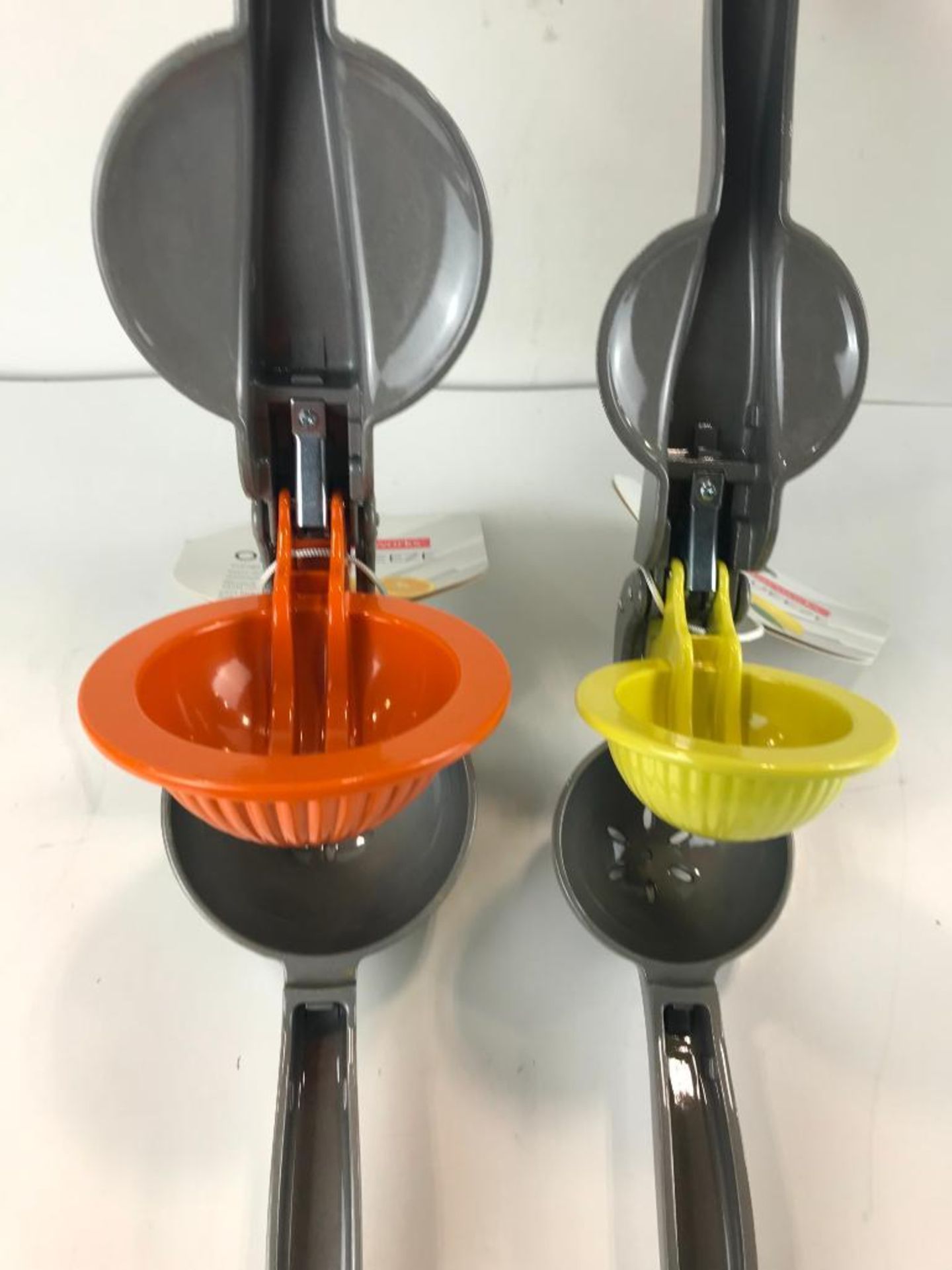 COMMERCIAL ORANGE AND LEMON SQUEEZERS - Image 3 of 5