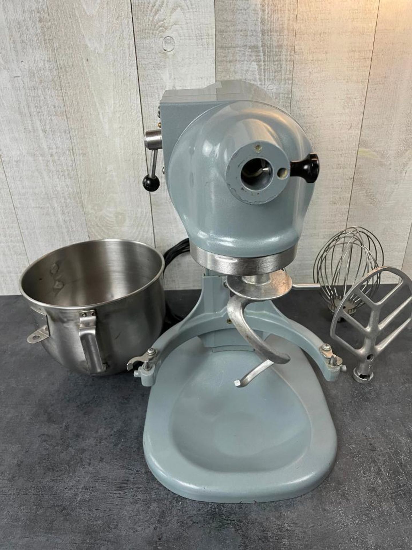 HOBART N50 5QT MIXER WITH HOOK, WHIP, PADDLE - Image 7 of 9