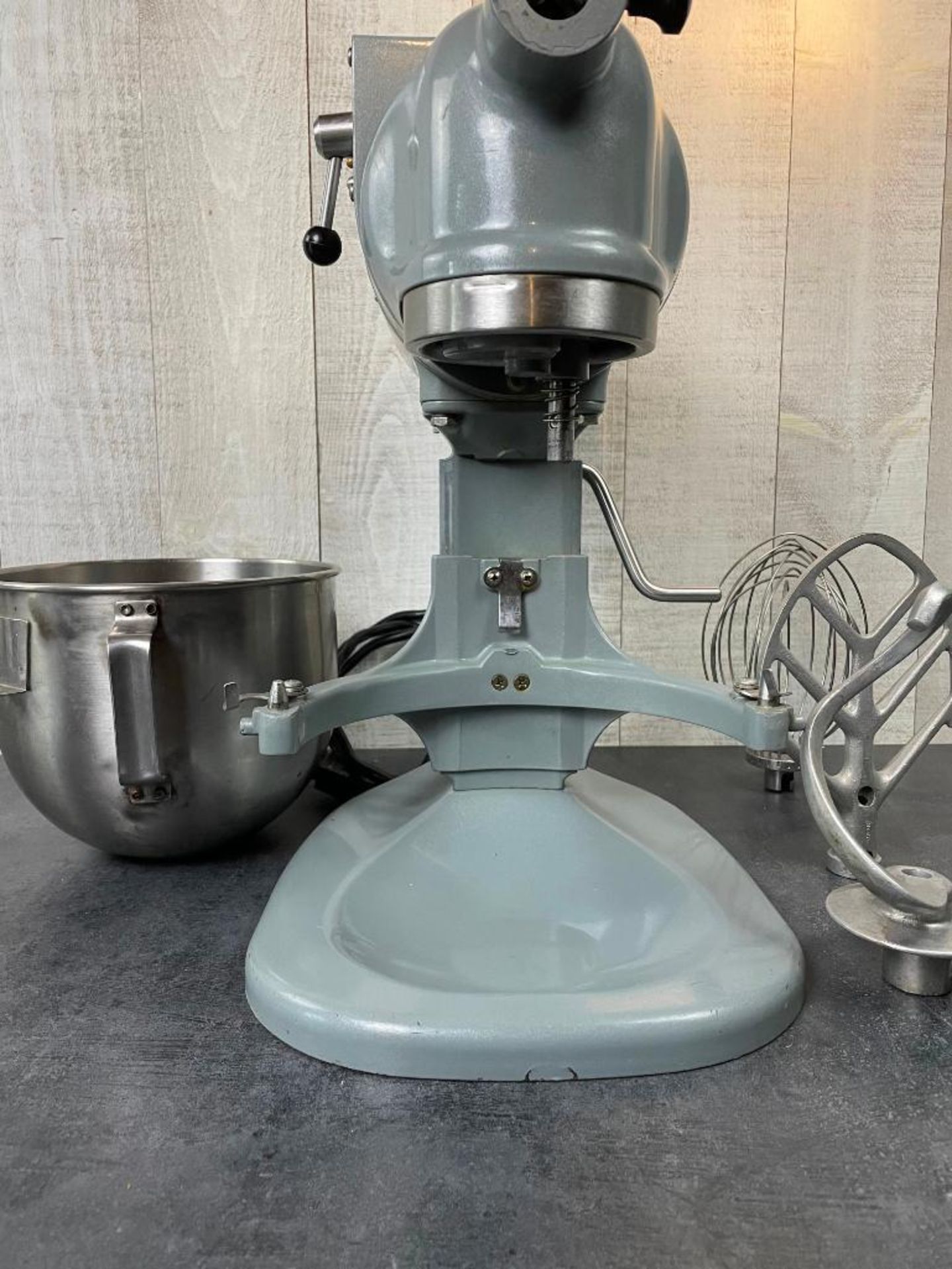 HOBART N50 5QT MIXER WITH HOOK, WHIP, PADDLE - Image 8 of 9