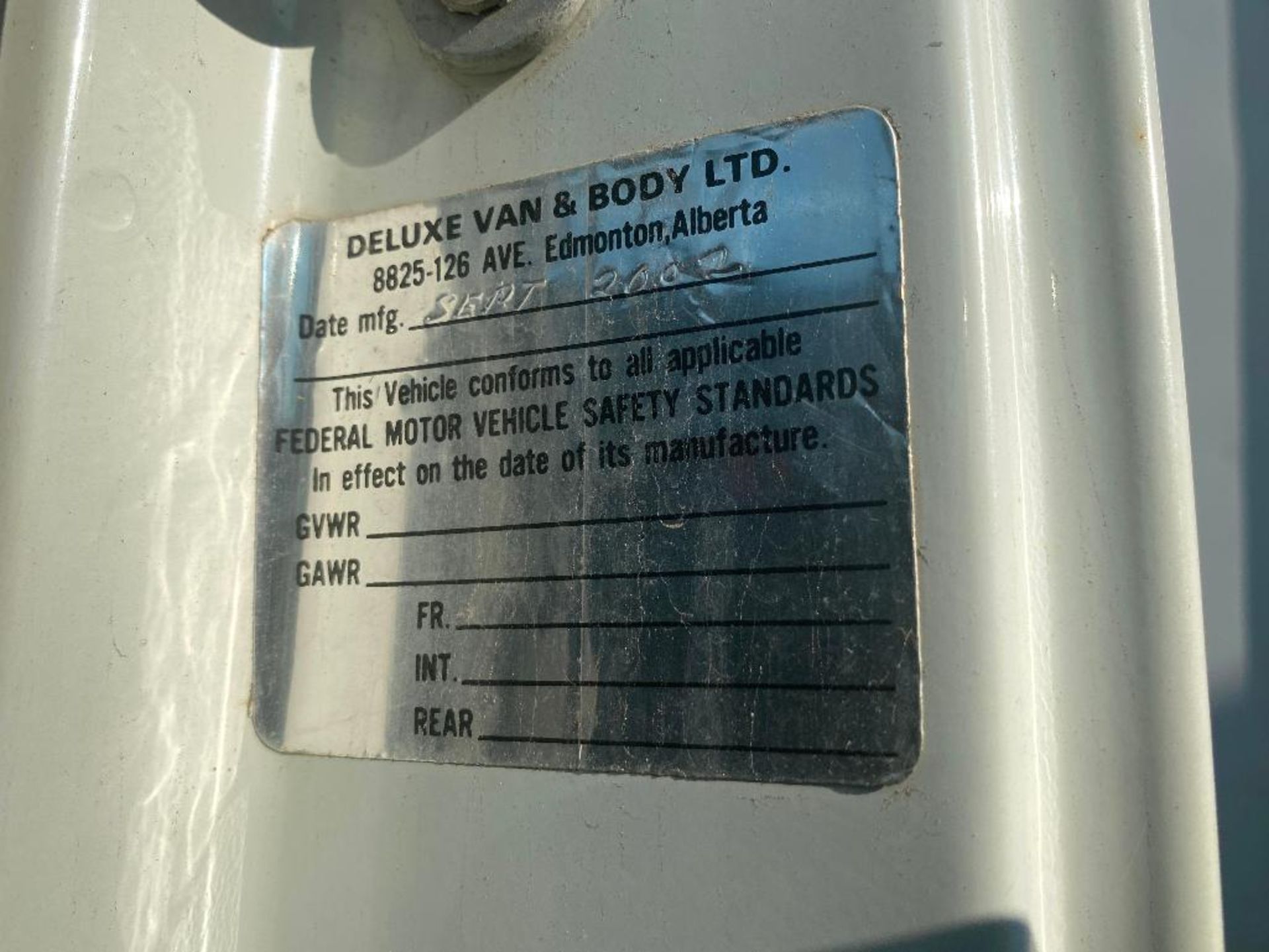 2002 HINO FB Diesel Van VIN #: JHBFB4JG821S12429 - Image 10 of 18