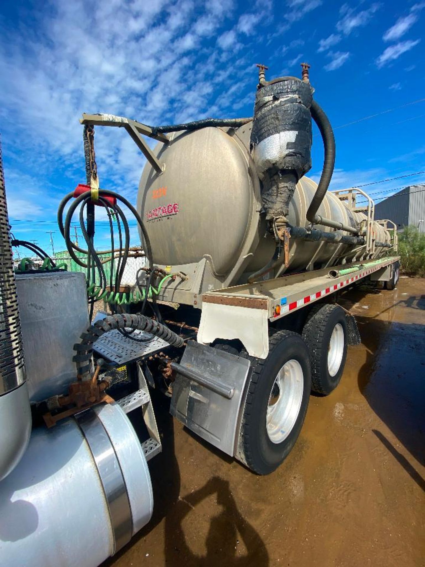 2018 Mack CXU613 T/A Semi-Vac w/ Vantage Tri-Axle Vac Trailer VIN #: 1M1AW07Y9JM085638 - Image 15 of 41