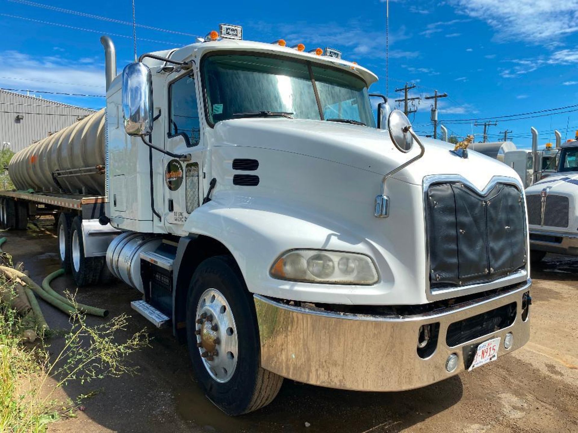 2018 Mack CXU613 T/A Semi-Vac w/ Vantage Tri-Axle Vac Trailer VIN #: 1M1AW07Y9JM085638 - Image 19 of 41