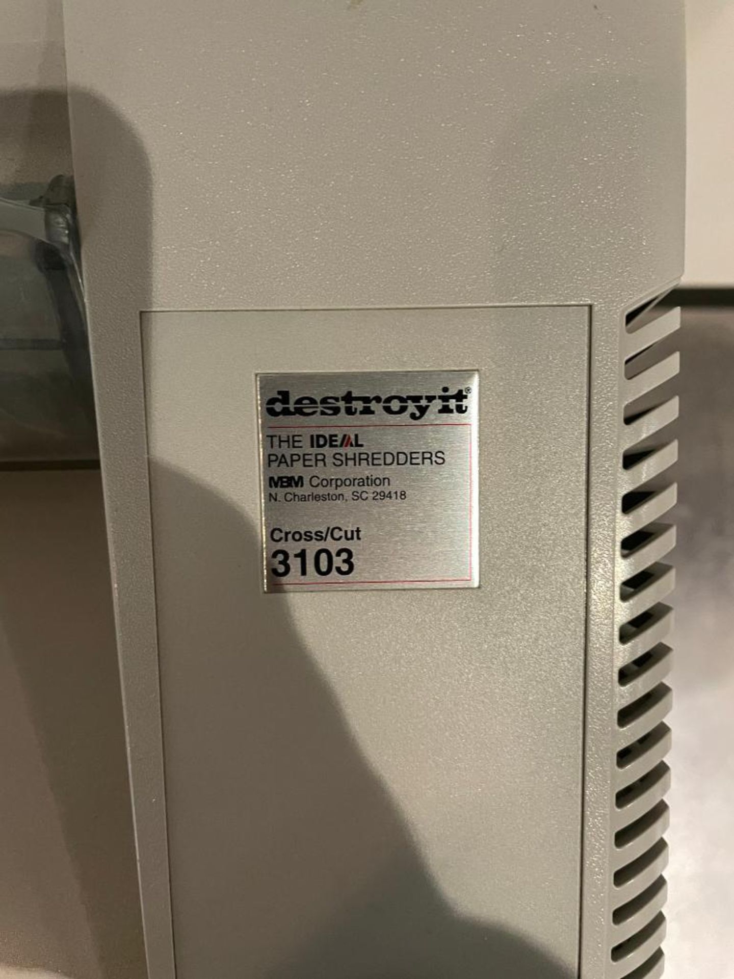 MBM 3103 Destroyit Paper Shredder - Image 2 of 2