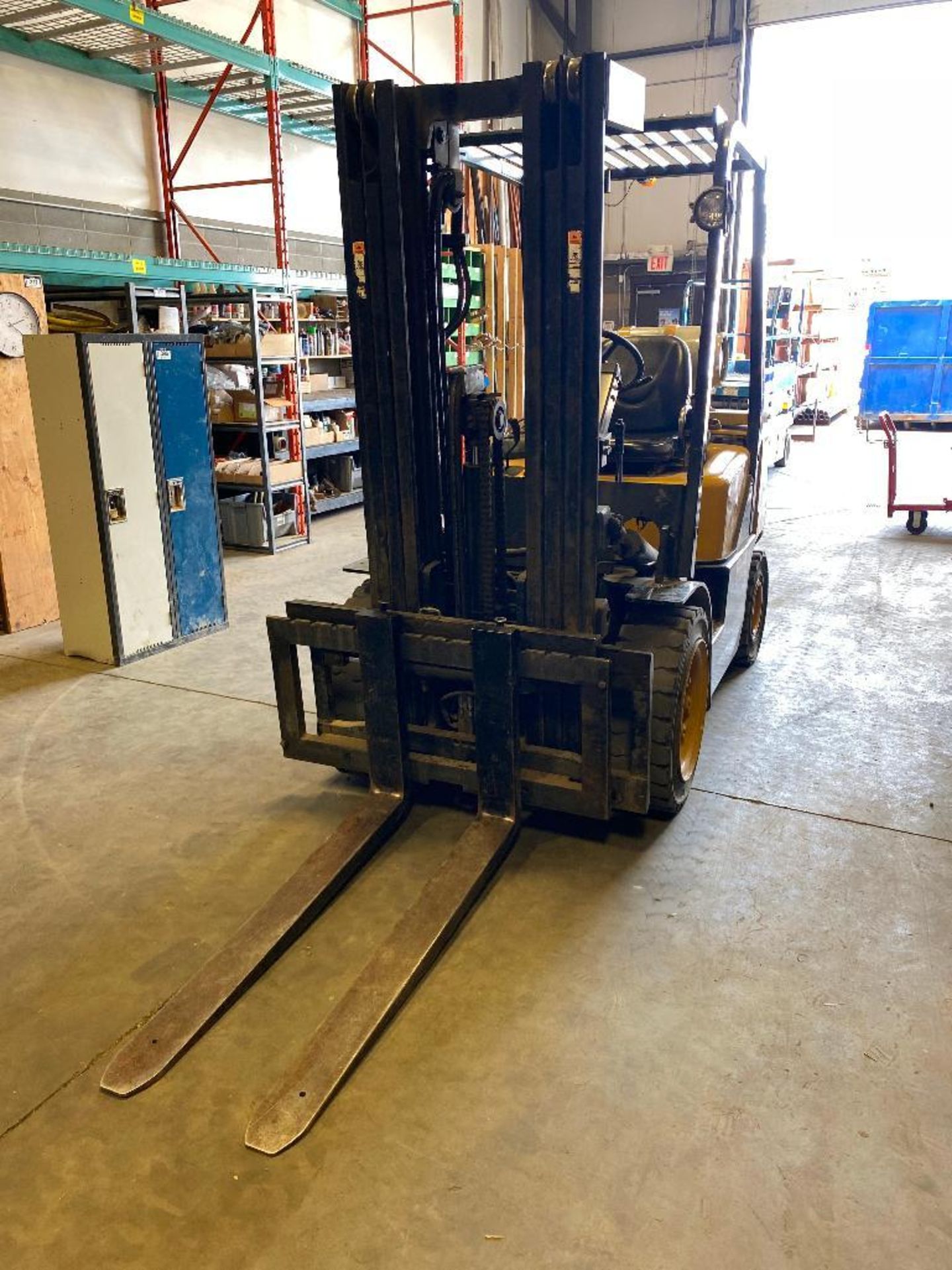 Doosan G30P-3 LP Forklift **NOT AVAILABLE FOR REMOVAL UNTIL MONDAY SEPT 20th @ NOON** - Image 5 of 8