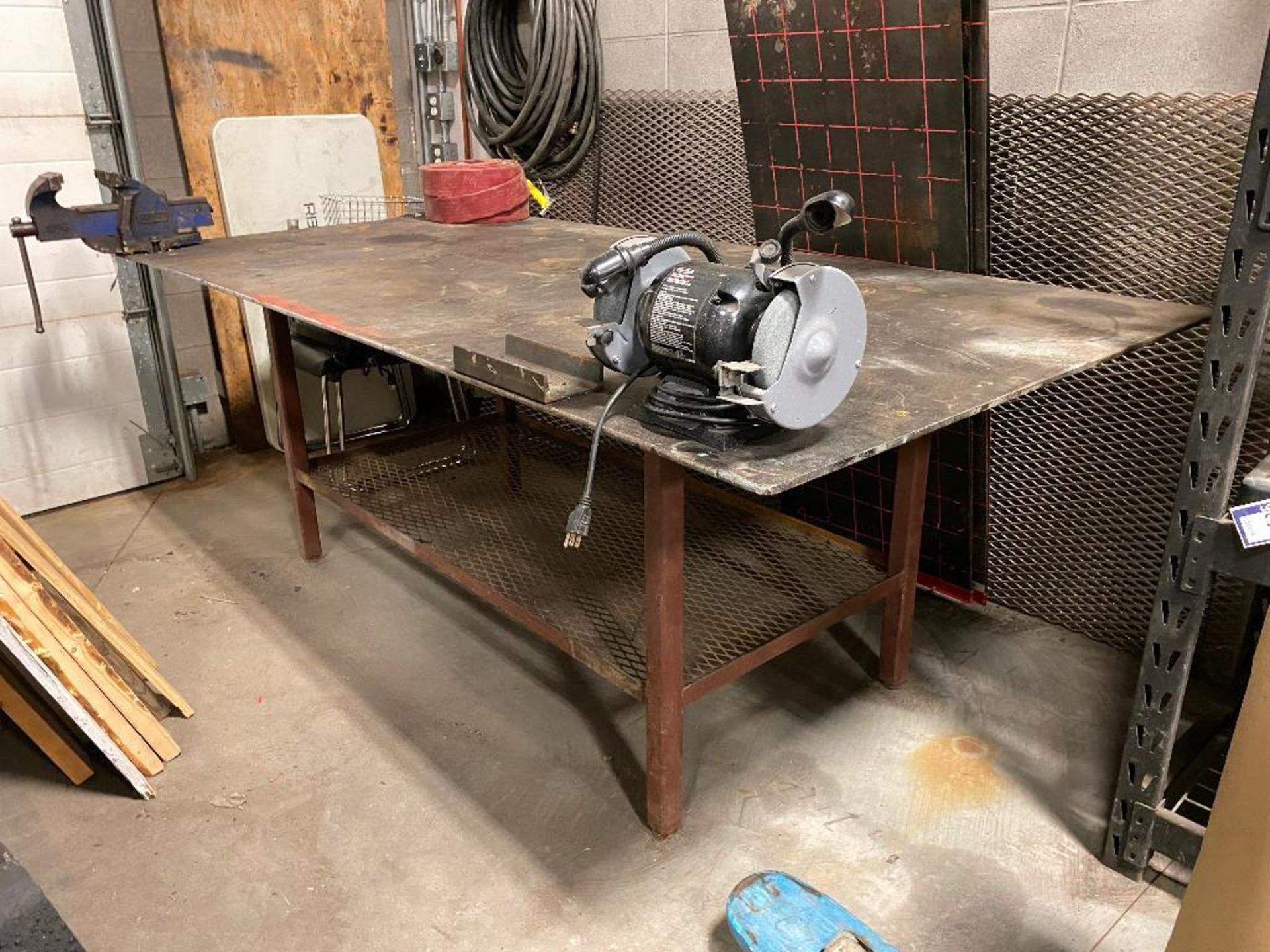 Welding Table w/ Vise and 6" Bench Grinder - Image 4 of 6