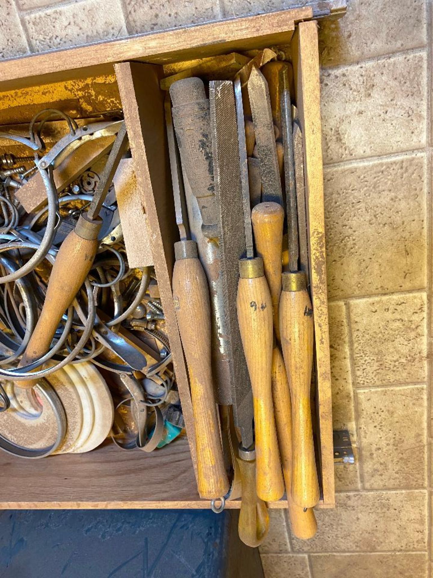 Rockwell 46-525 Wood Lathe w. Assorted Accessories - Image 6 of 6