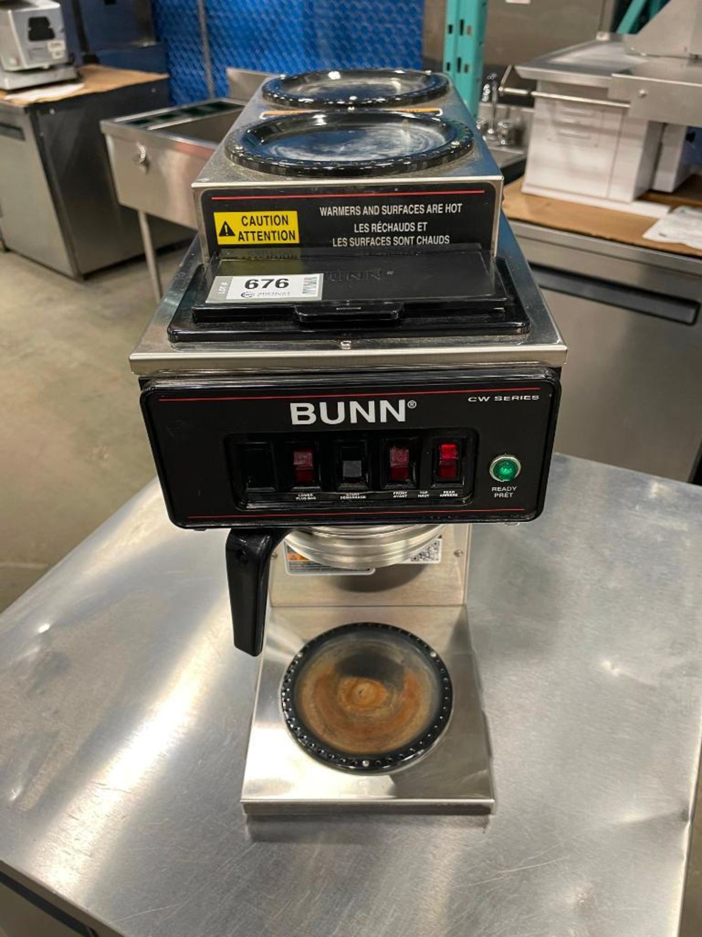 BUNN CWT-35-3T 12 CUP AUTOMATIC COFFEE BREWER WITH 3 WARMERS - Image 2 of 7