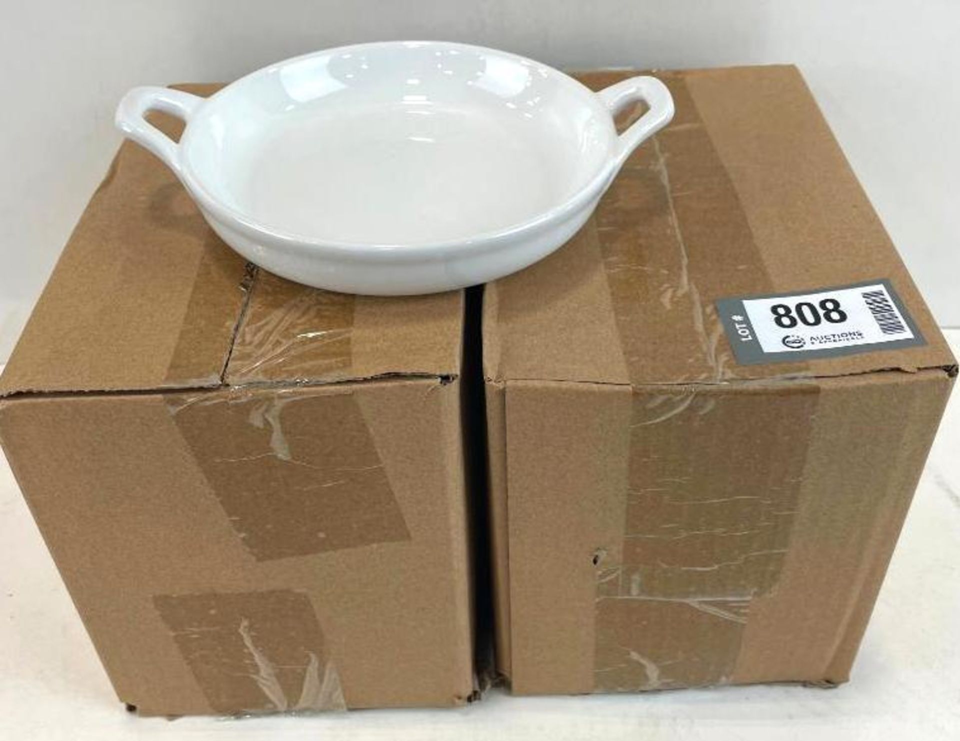 2 BOXES OF ARCOROC FJ779 CASSEROLE DISHES - 6 PER BOX - NEW