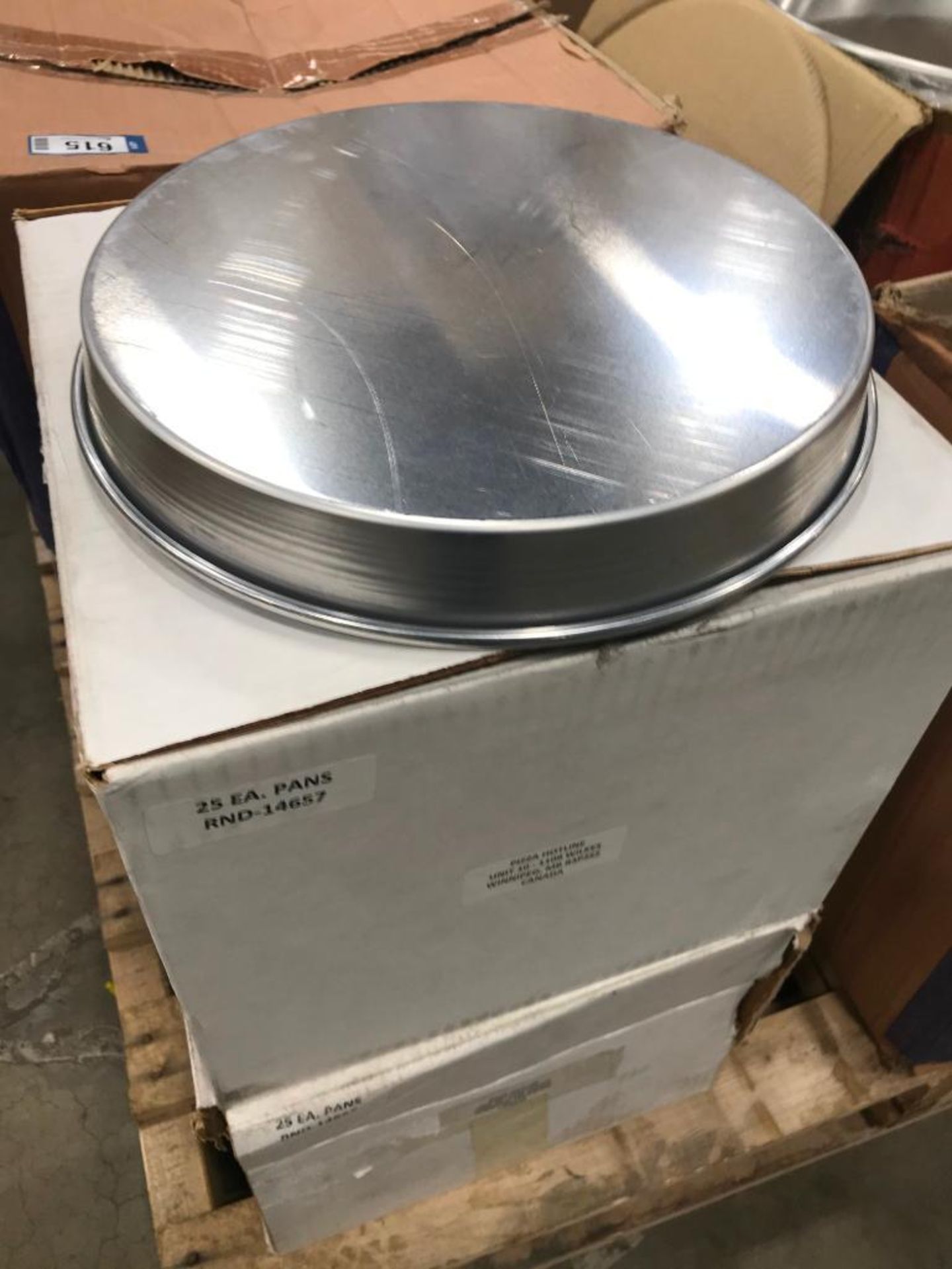 TWO CASE OF 11" PIZZA PANS - 25 PANS PER CASE - NEW - Image 2 of 3