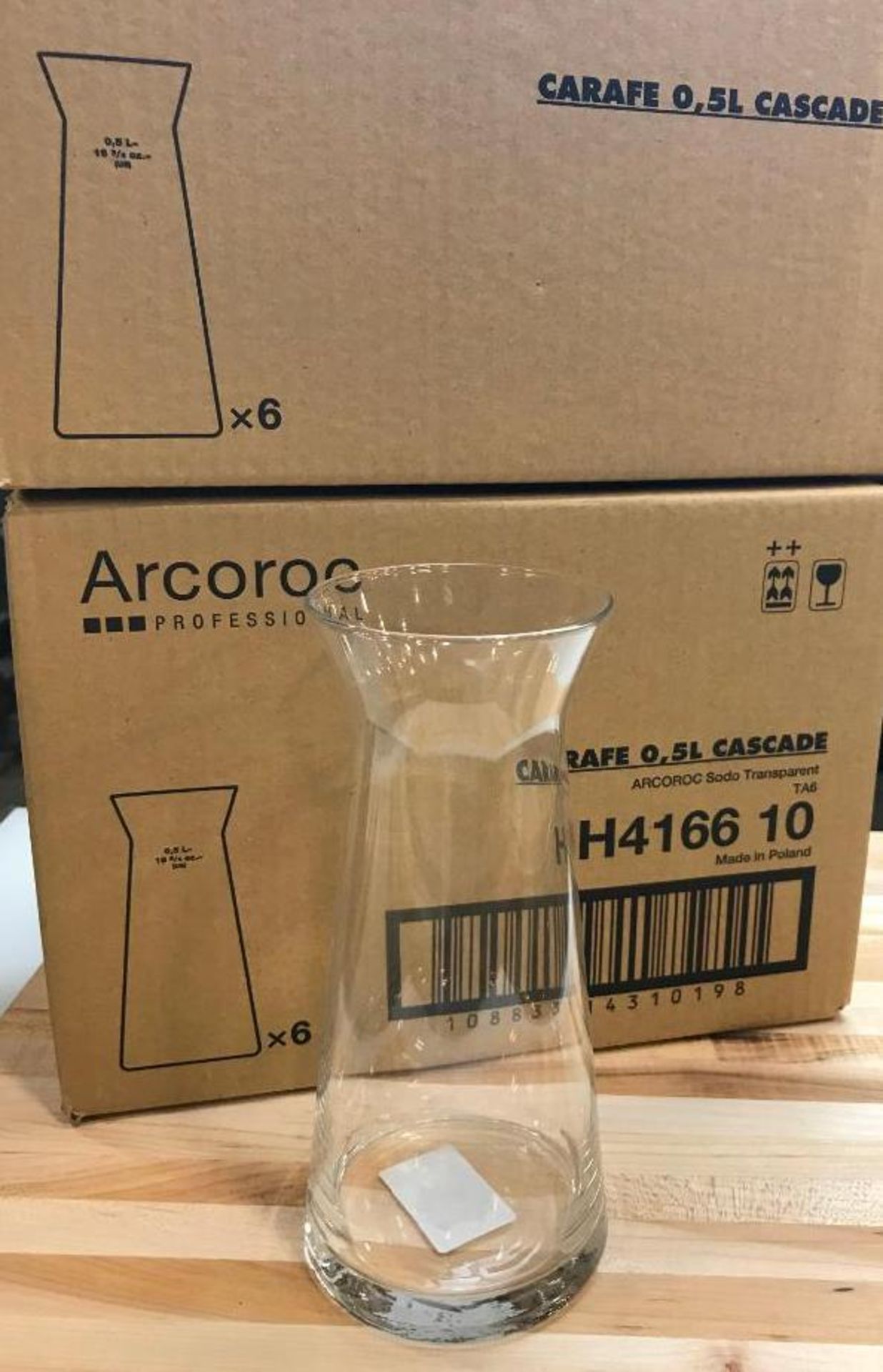 2 CASES OF ARCOROC H4166 CASCADE 17 OZ DECANTER - LOT OF 12 - NEW