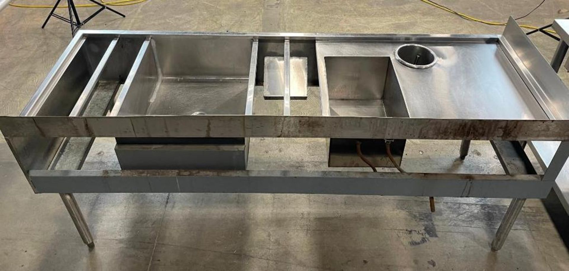 STAINLESS STEEL UNDERBAR WORKSTATION WITH ICE BIN - Image 6 of 6
