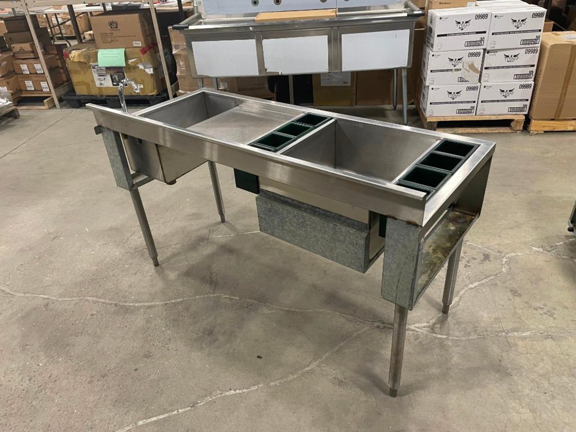 STAINLESS STEEL UNDERBAR WORKSTATION WITH ICE BIN AND SINK - Image 4 of 9