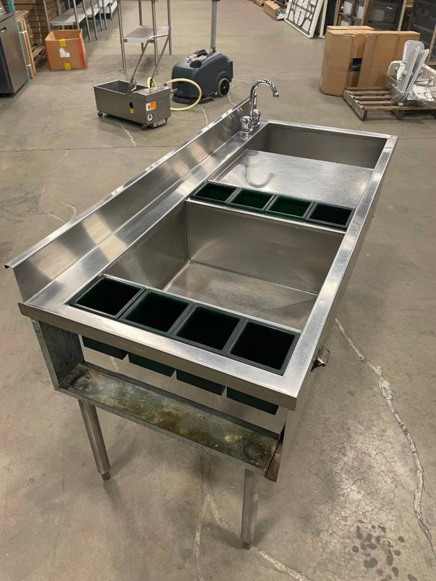 STAINLESS STEEL UNDERBAR WORKSTATION WITH ICE BIN AND SINK - Image 3 of 9