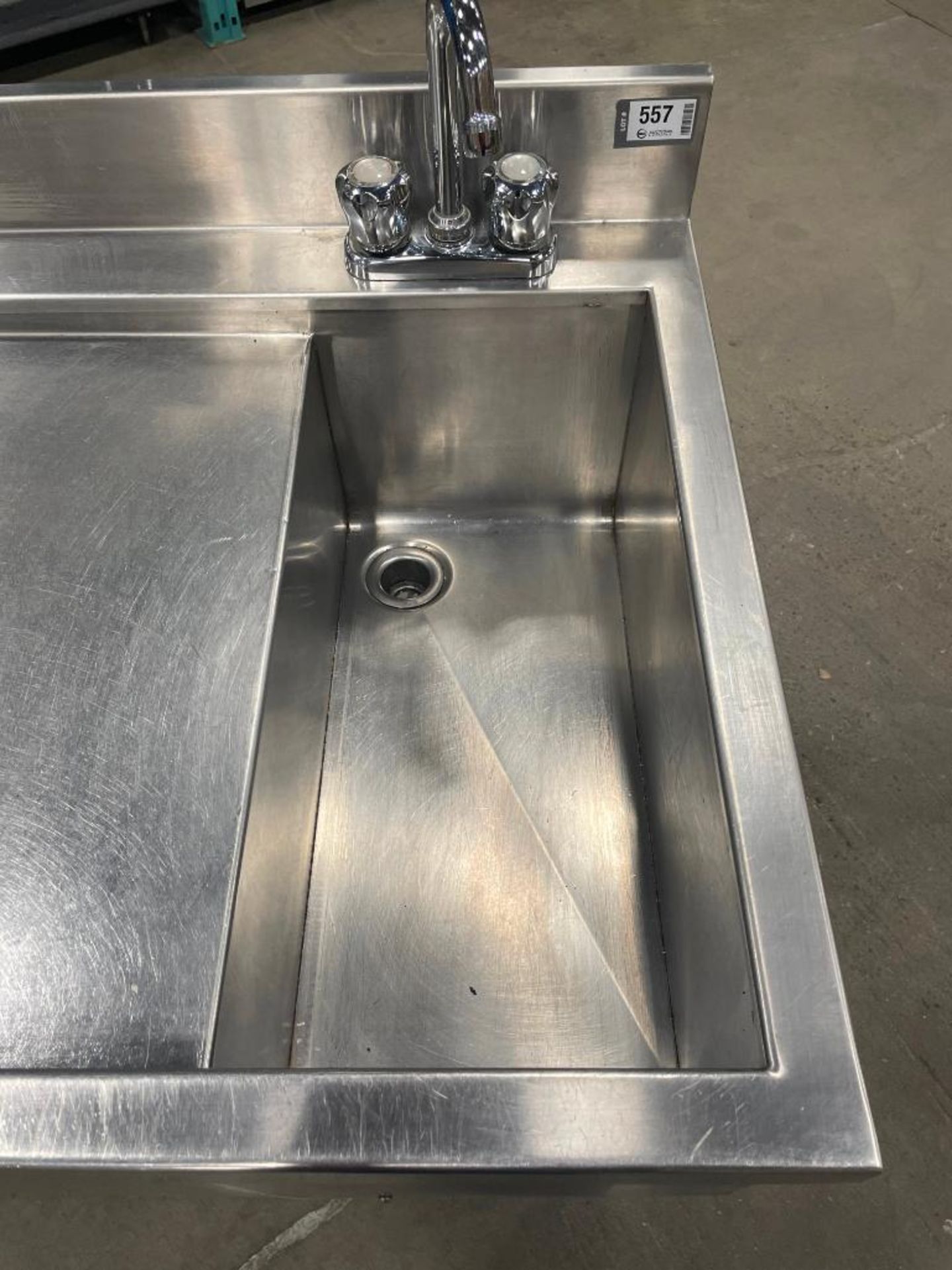 STAINLESS STEEL UNDERBAR WORKSTATION WITH ICE BIN AND SINK - Image 7 of 9