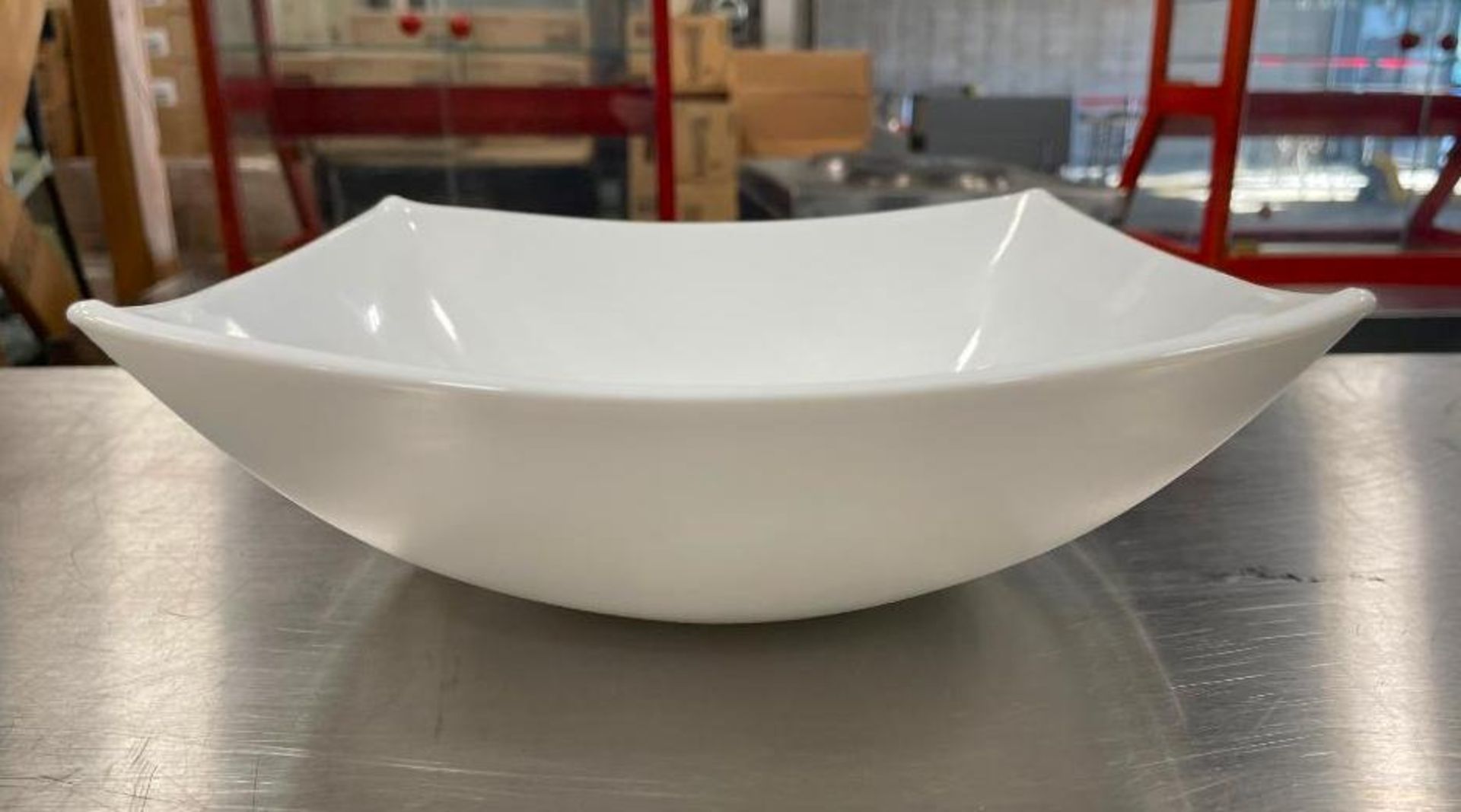 4 CASES OF 9 3/8" DELICE WHITE GLASS BOWLS, 57OZ/1.7L - CASE OF 6, ARCOROC C9860 - NEW - Image 4 of 6